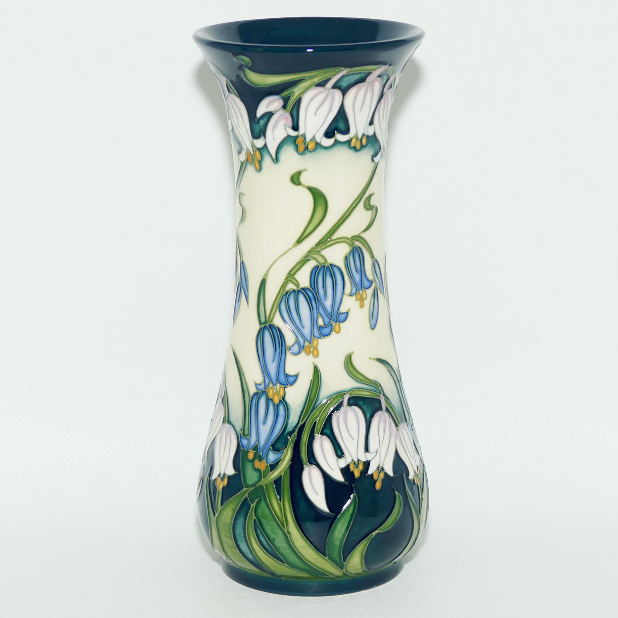 Moorcroft Combermere 364/8 vase