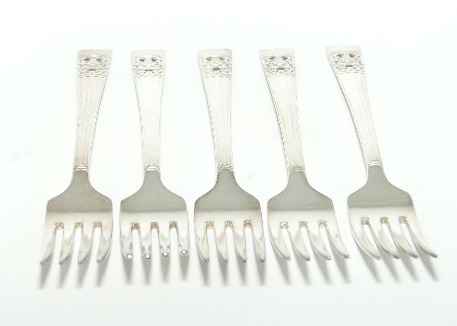 Set of 5 Oneida Community Plate forks | HAMPTON COURT pattern | 19cm long