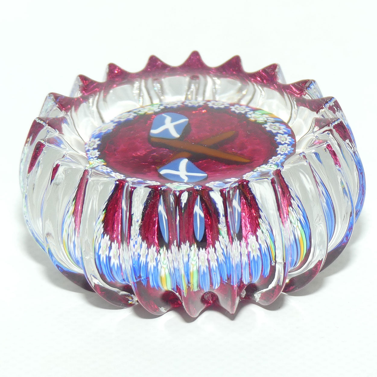 John Deacons Scotland the Brave medium paperweight | Ribbed | Cranberry