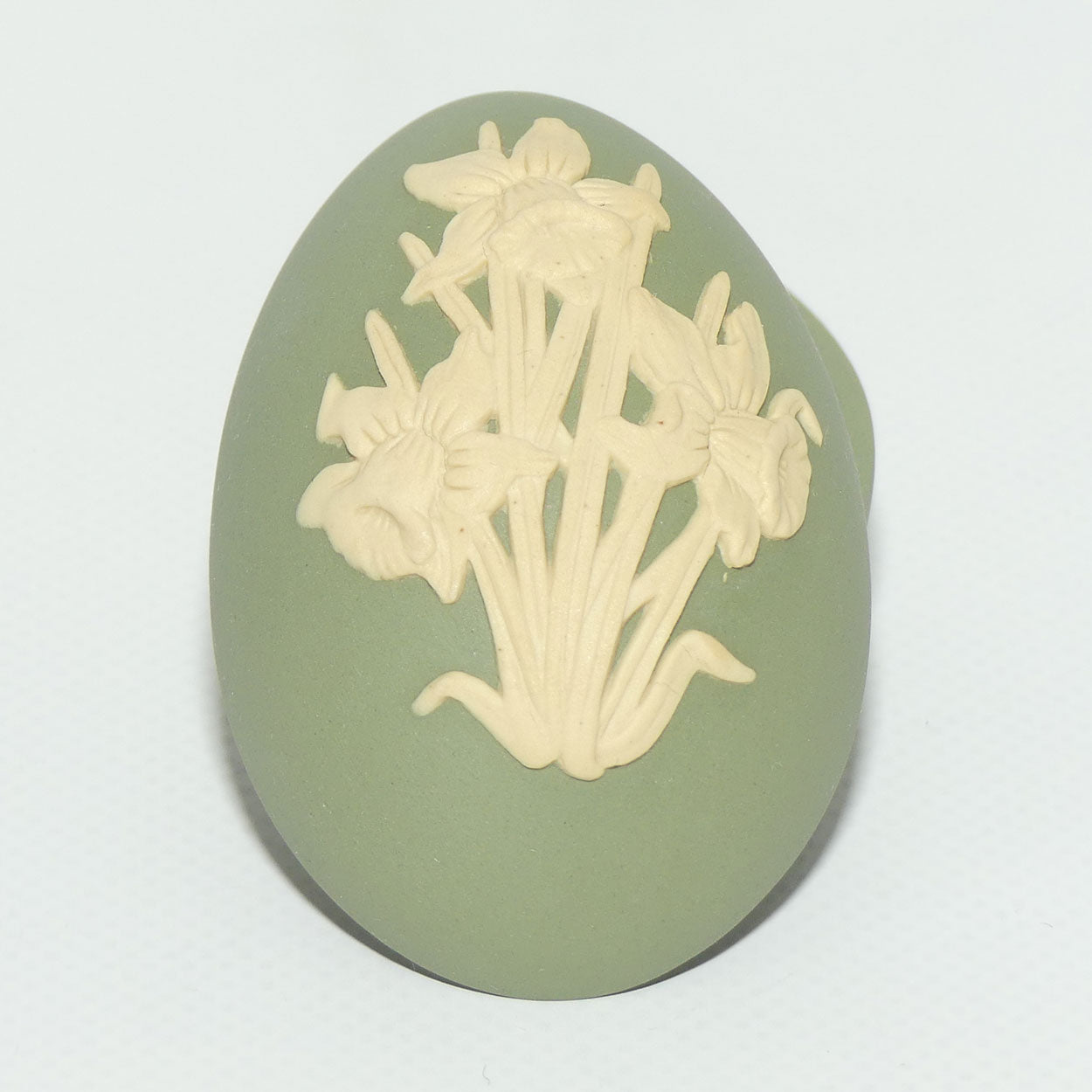 Wedgwood Jasper | Primrose on Green | Daffodil Egg shape trinket box