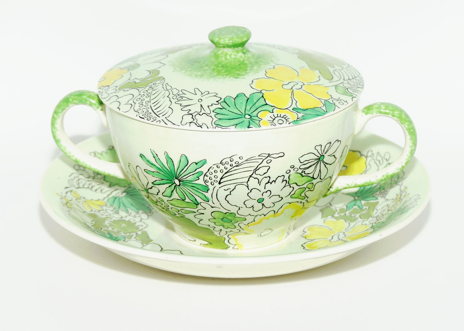 Clarice Cliff Bizarre Crepe de Chene lidded coupe on underplate | Green ground