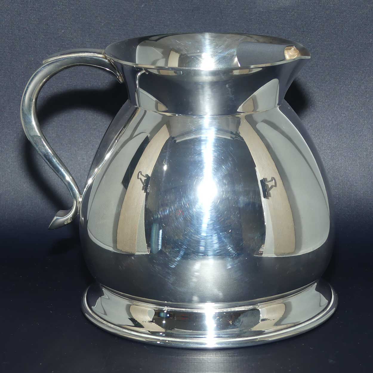 Crusader Plate EPNS A1 wide base ice water jug