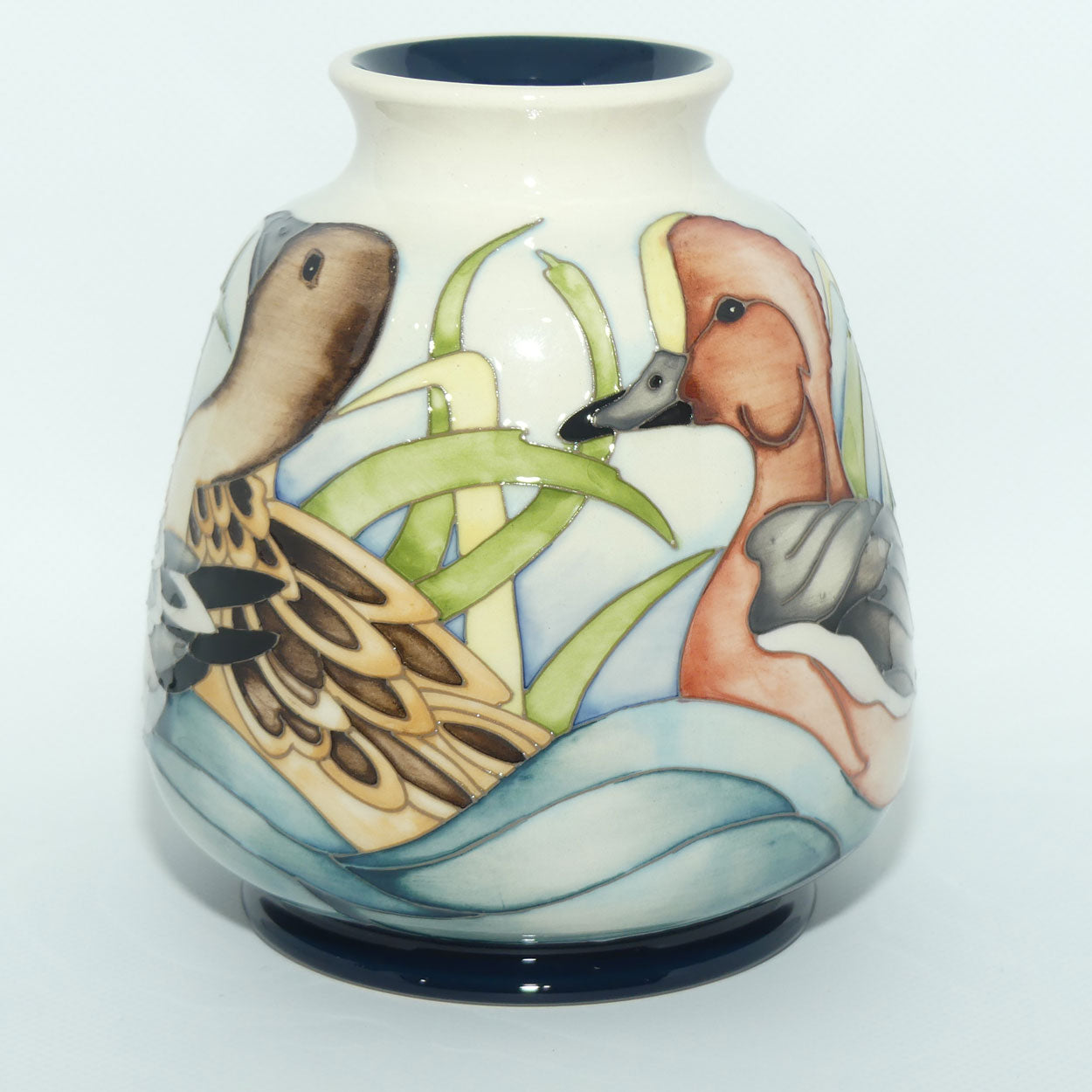 Moorcroft Dabbler Ducks 198/5 vase | LE 12/15