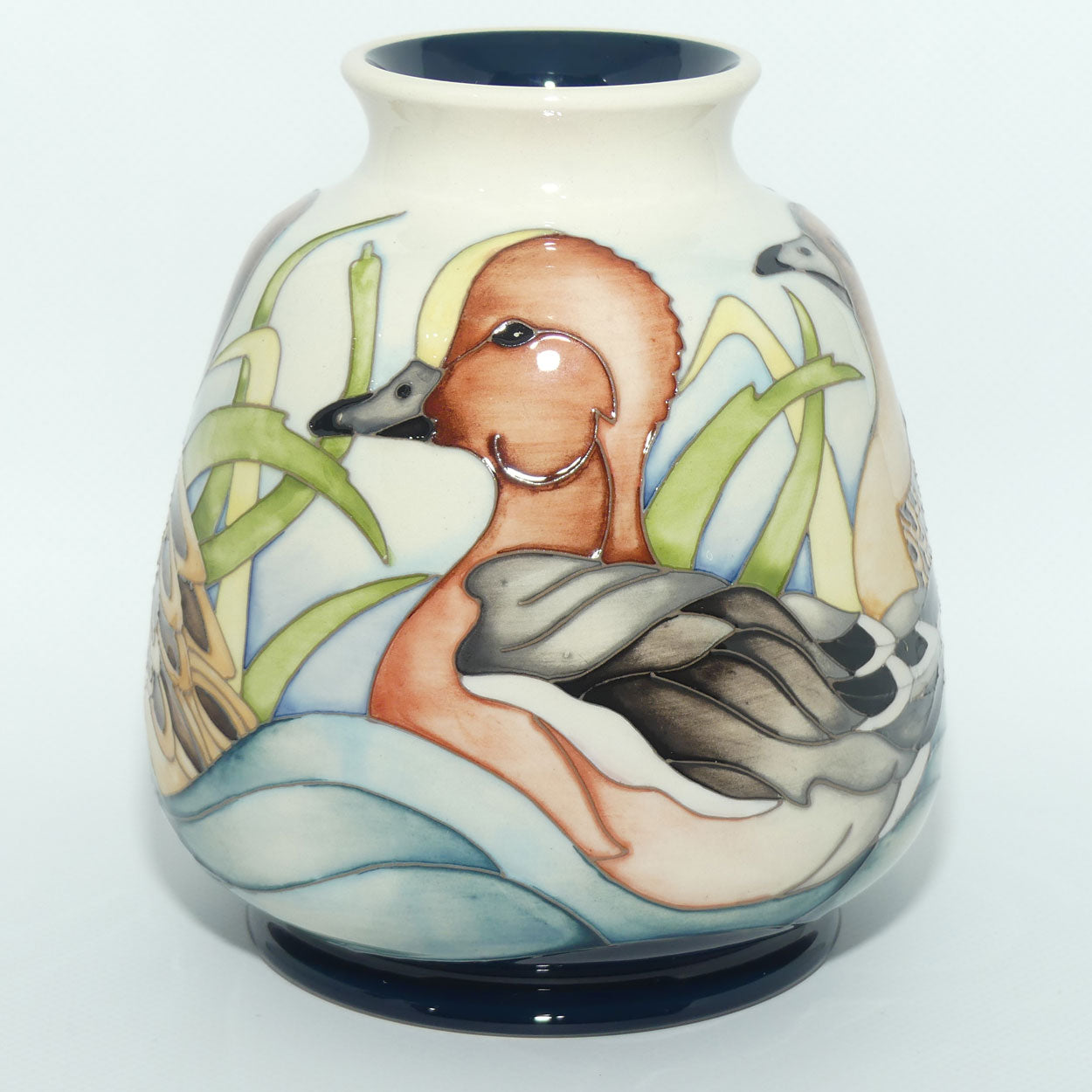 Moorcroft Dabbler Ducks 198/5 vase | LE 12/15