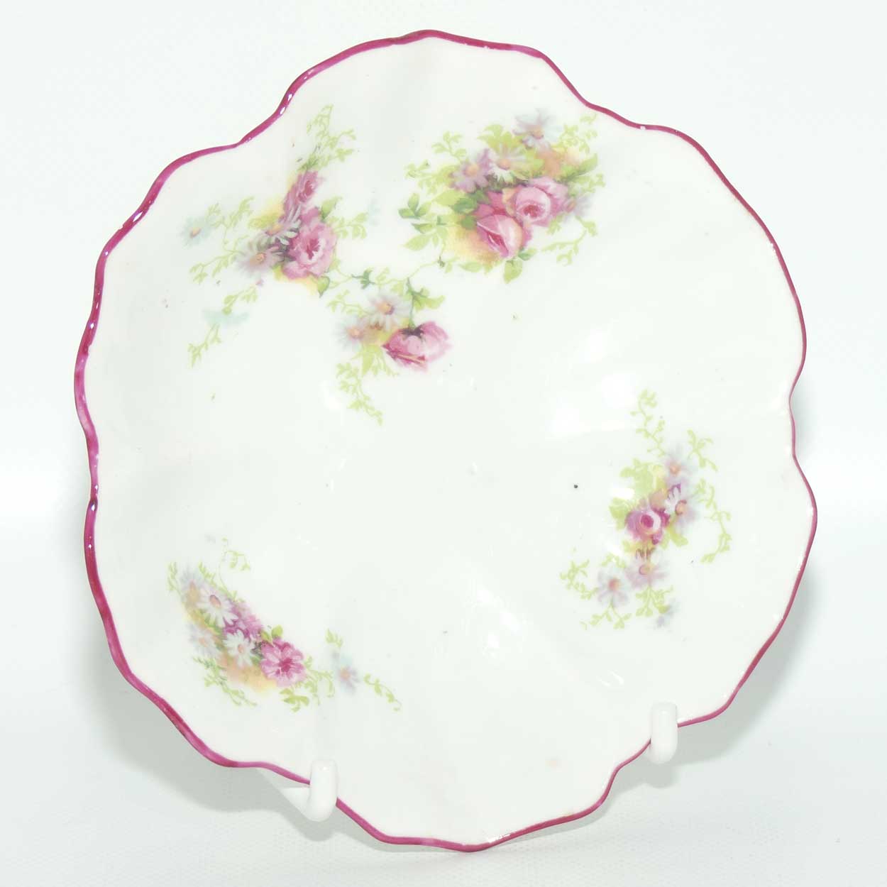 Shelley Dainty Rose pattern round pin dish