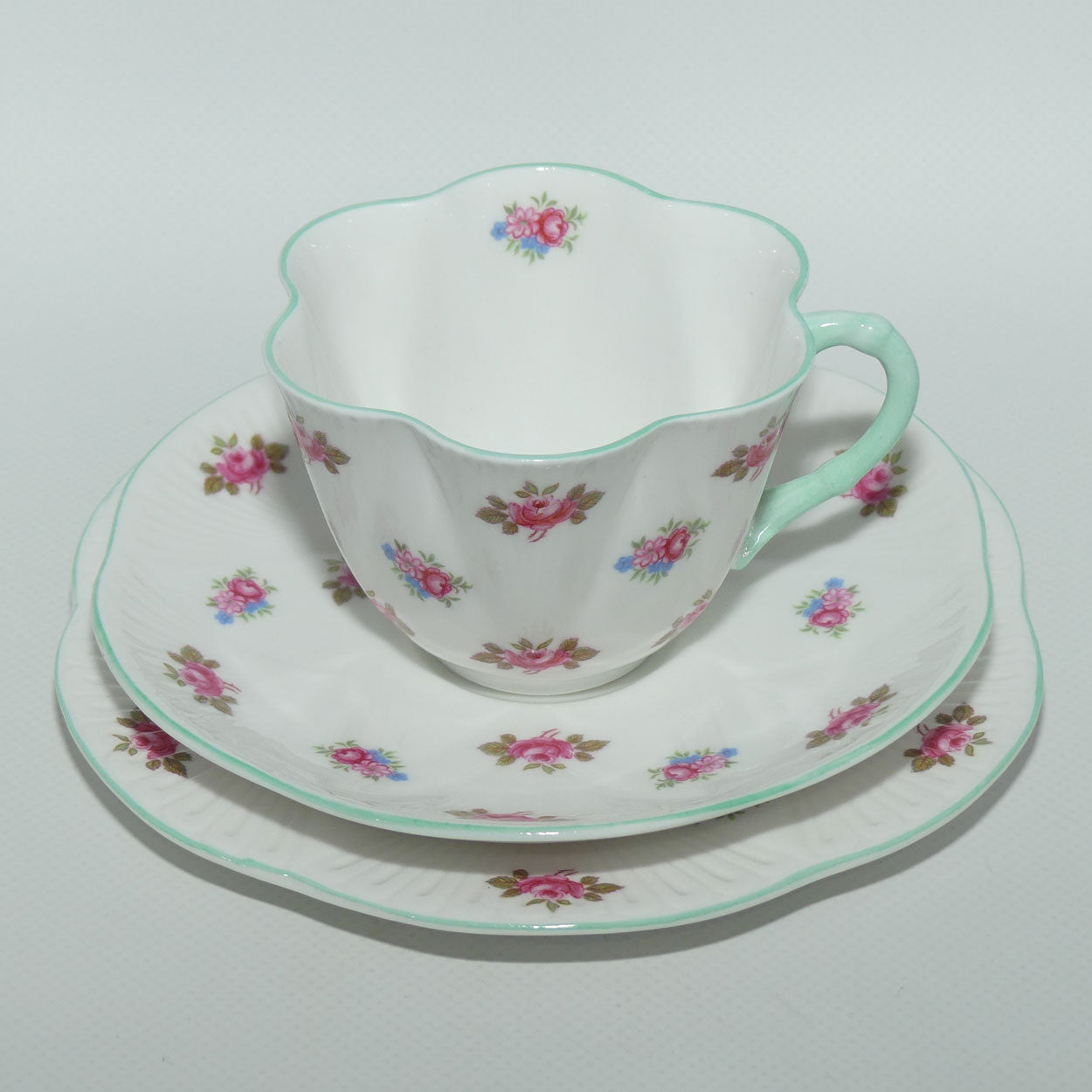 Shelley Dainty shape Rosebuds trio | Aqua trim