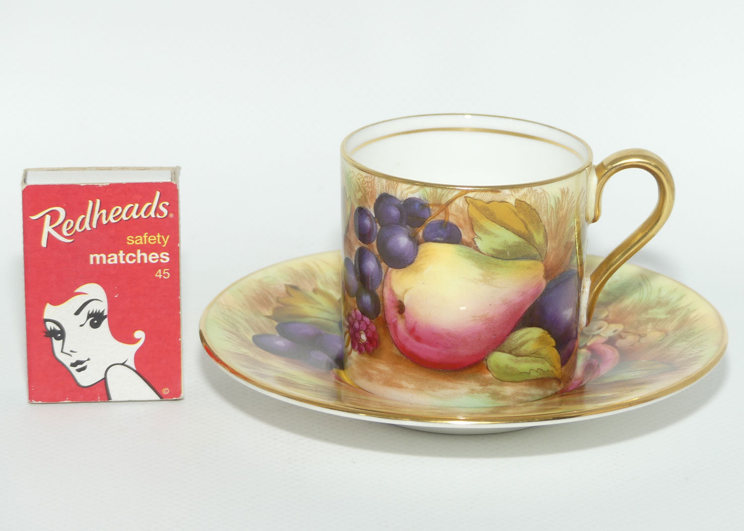 Aynsley Fruit Orchard Gold demi tasse coffee can | #7 | D Jones