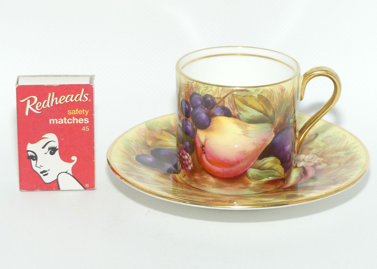 Aynsley Fruit Orchard Gold demi tasse coffee can | #8 | D Jones