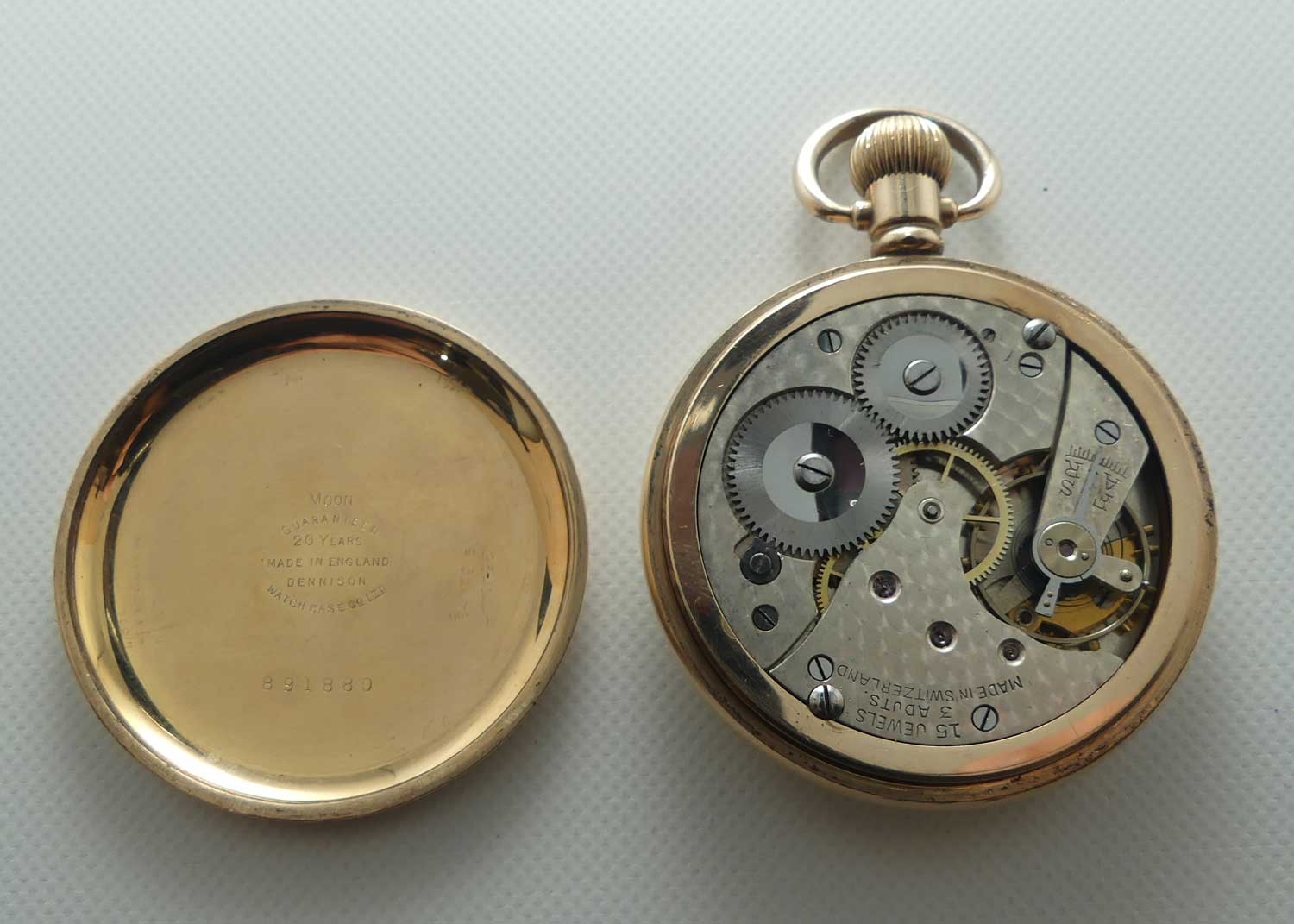 Antique Swiss Made 15 Jewels pocket watch | Moon Dennison Case