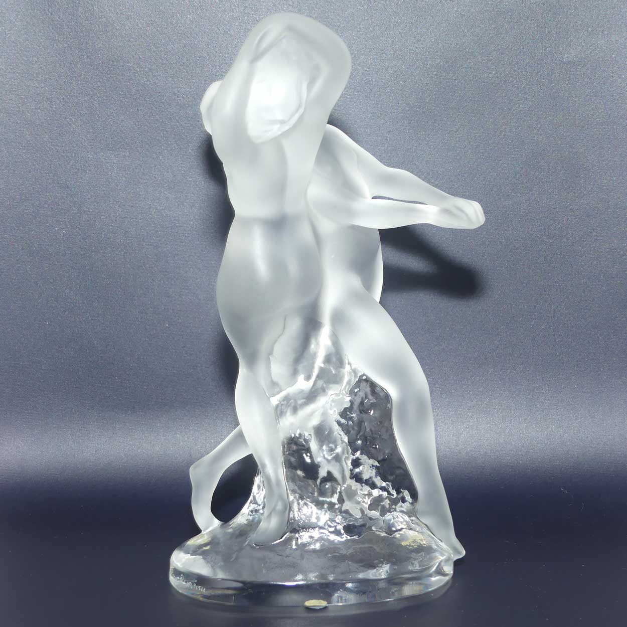 Lalique France Frosted figure group | Two Dancers | Deux Danseuses