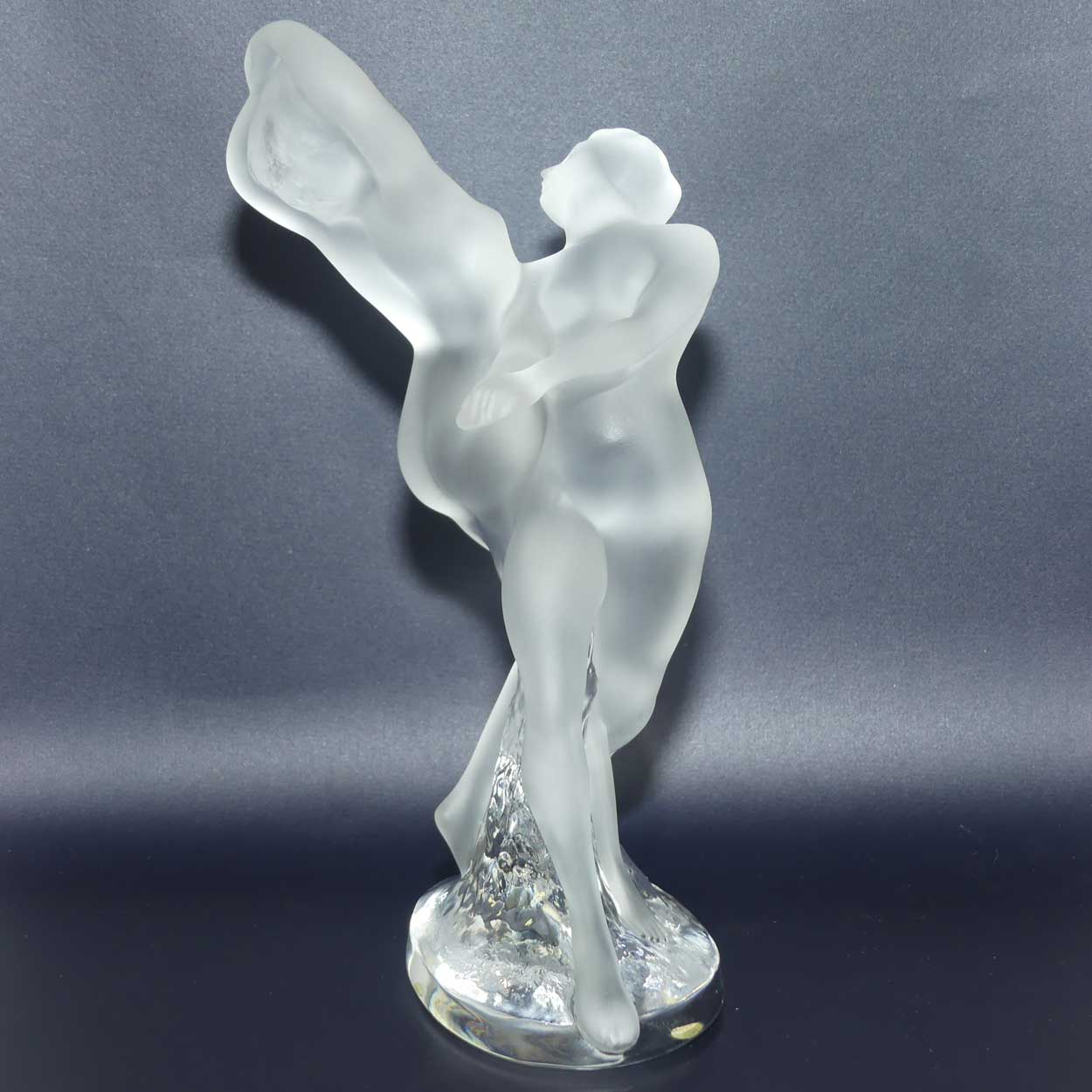 Lalique France Frosted figure group | Two Dancers | Deux Danseuses
