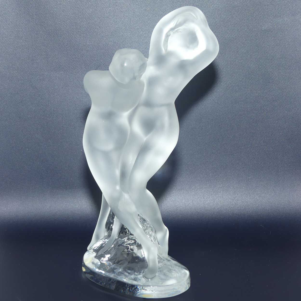 Lalique France Frosted figure group | Two Dancers | Deux Danseuses