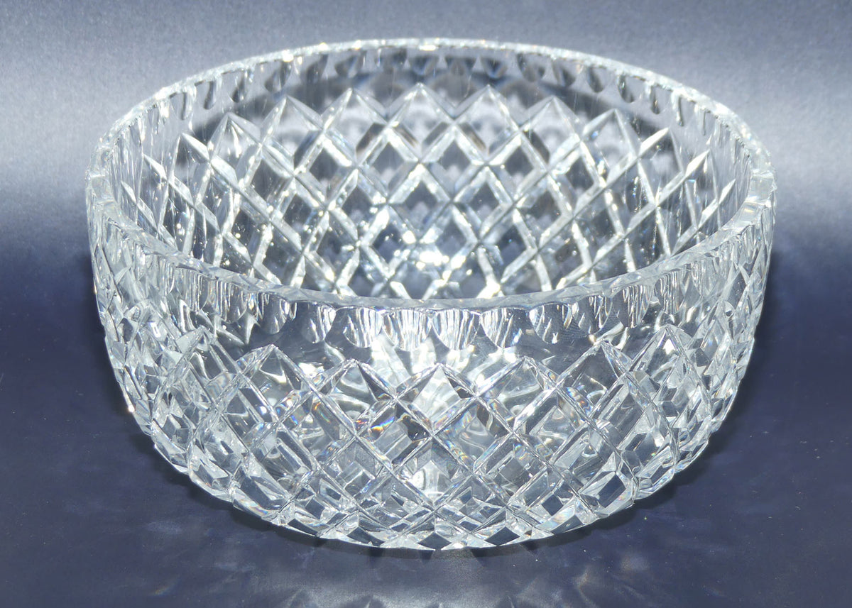 Round Crystal bowl | Diamond Cut with Facetted Rim | Star Facet to Base | 18cm diam