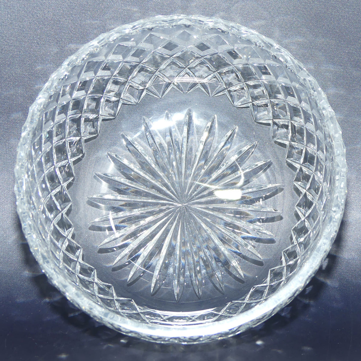 Round Crystal bowl | Diamond Cut with Facetted Rim | Star Facet to Base | 18cm diam