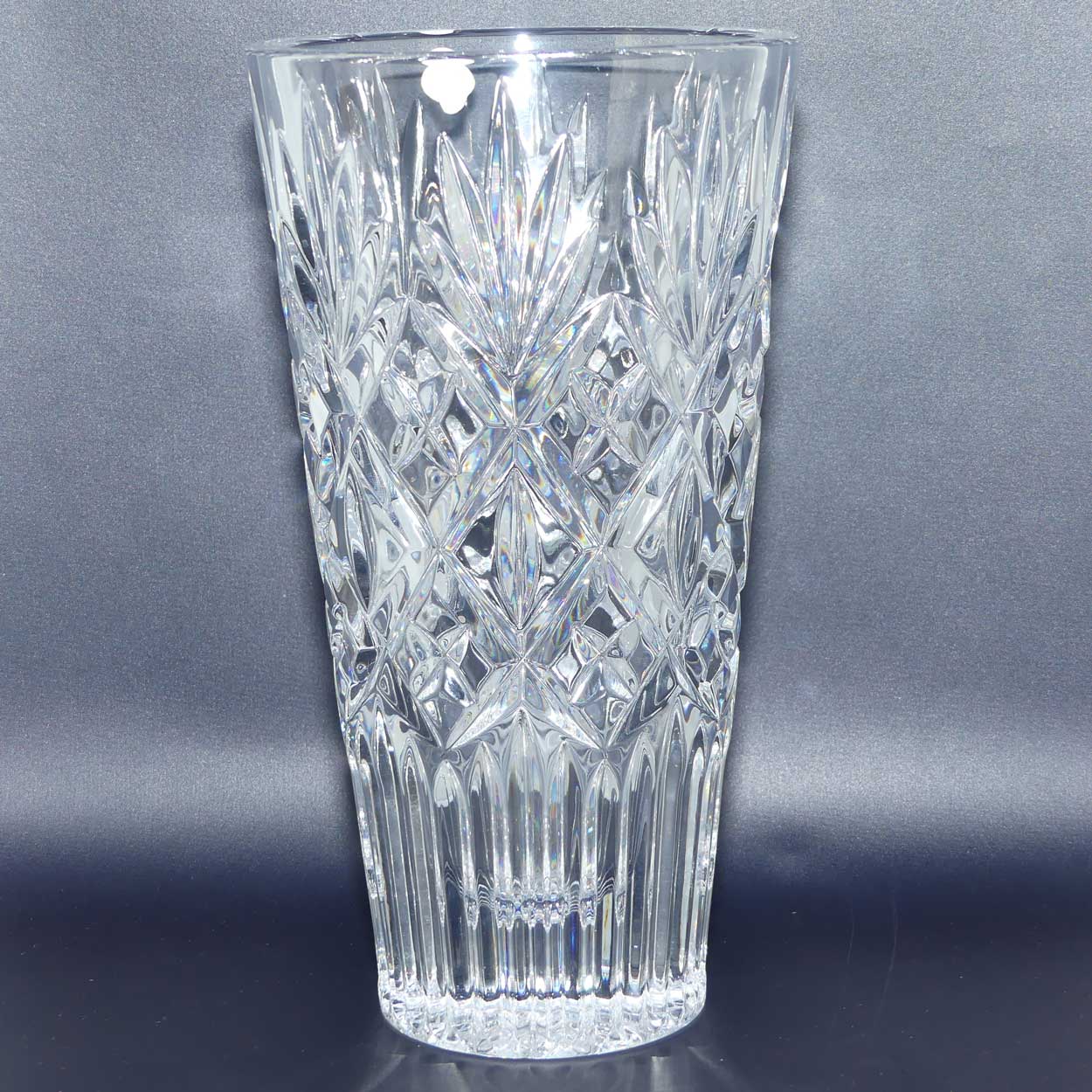 Waterford Crystal | Northbridge pattern | Diamond Cut vase with very heavy base | 25cm