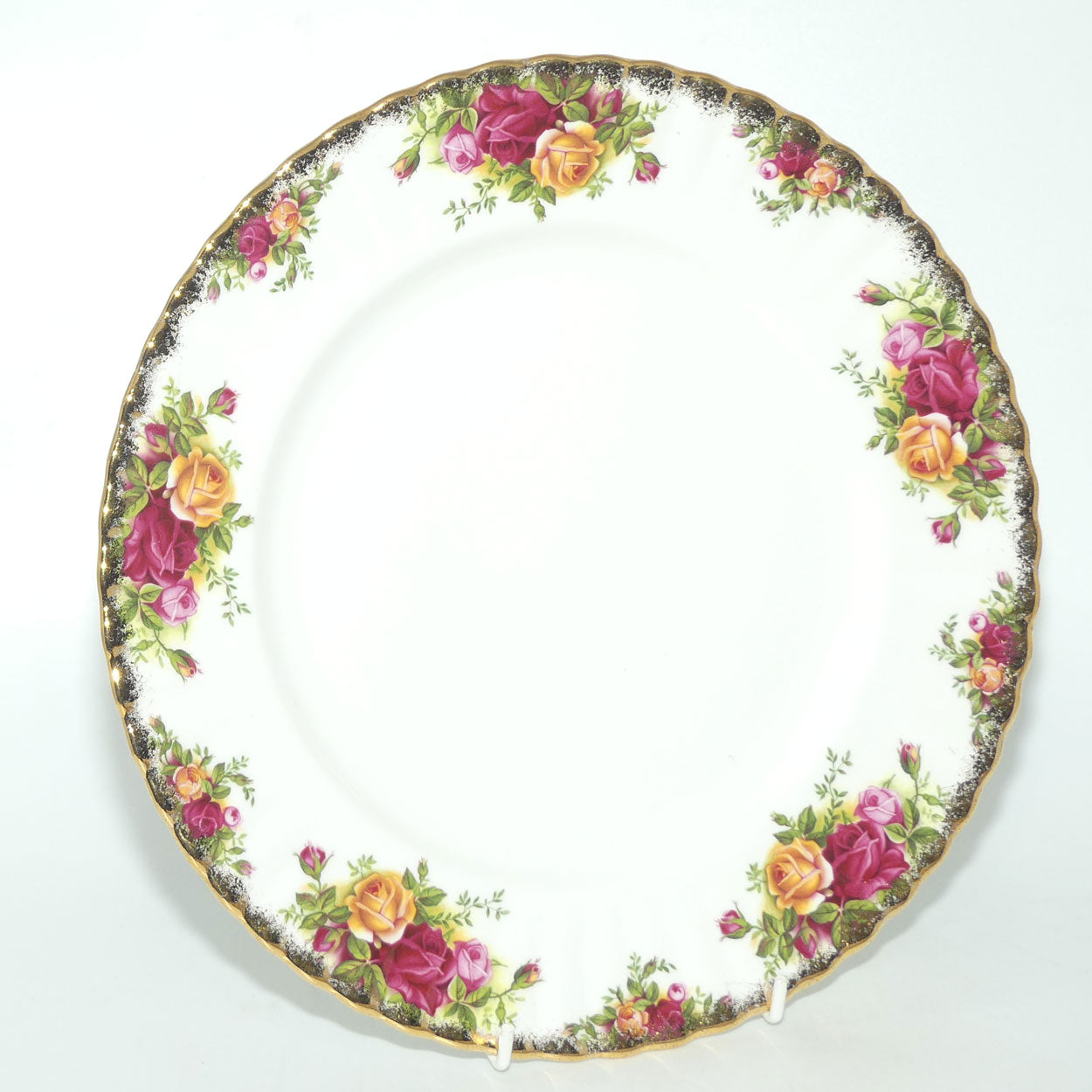 Royal Albert Bone China England Old Country Roses dinner plates | set of 6 | 26.5cm diam | © 1962 Royal Albert Ltd backstamp