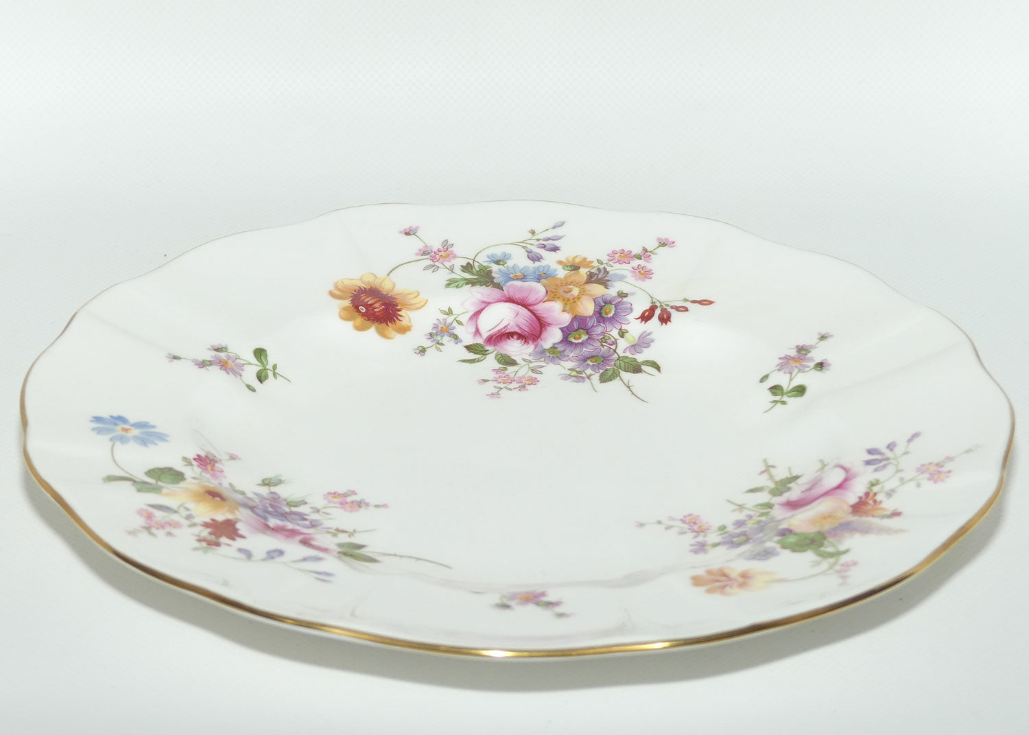 Royal Crown Derby Derby Posies dinner plate | c.1972 | 26.5cms diam