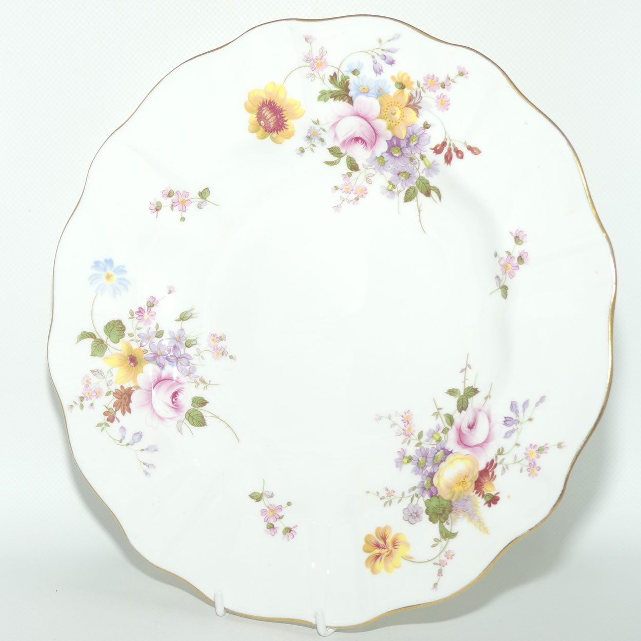 Royal Crown Derby Derby Posies dinner plate | c.1997 | 27cms diam