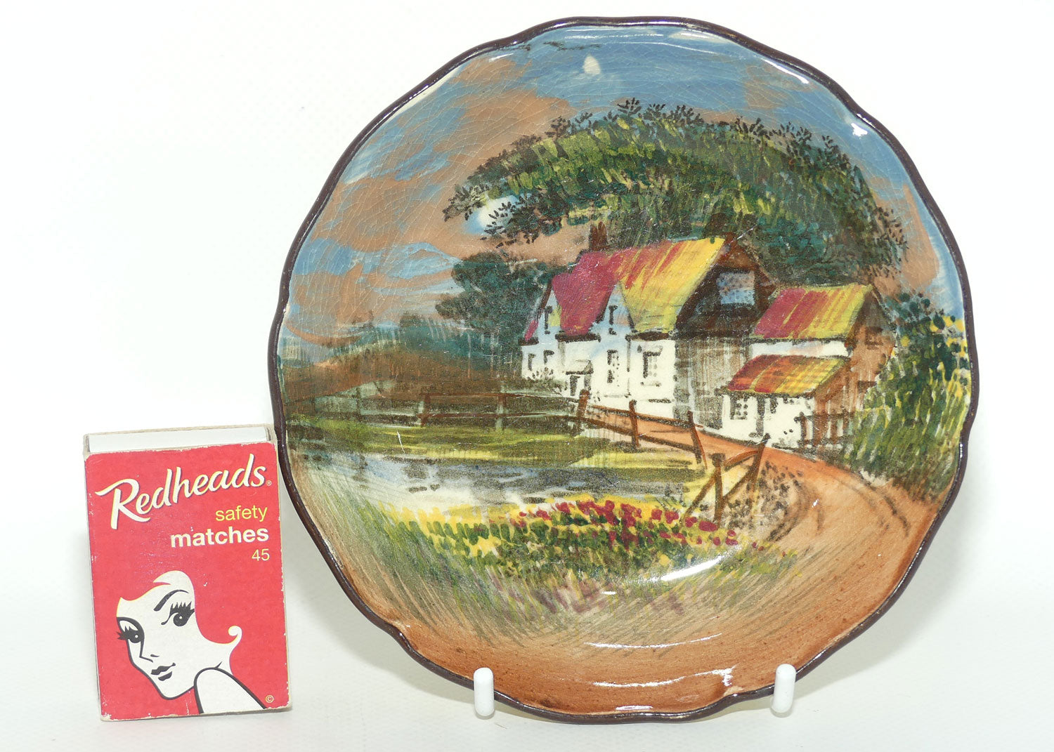 Royal Doulton English Cottages Small round bowl D4390