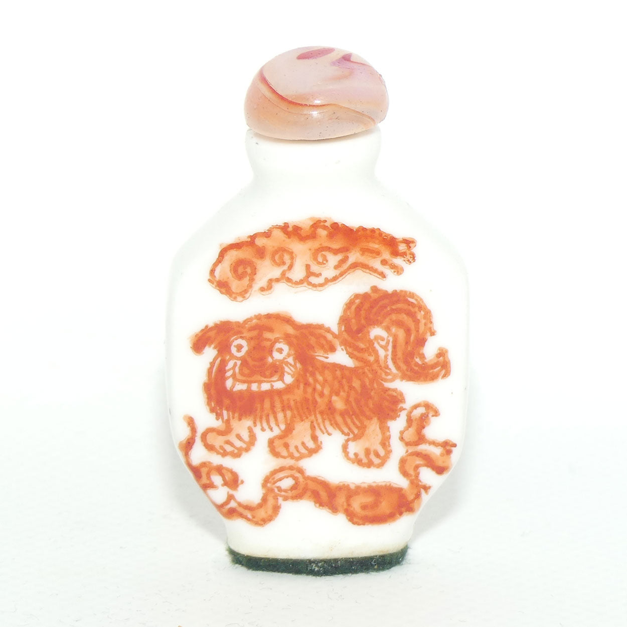 Chinese snuff bottle with red stone stopper | Dog of Fo