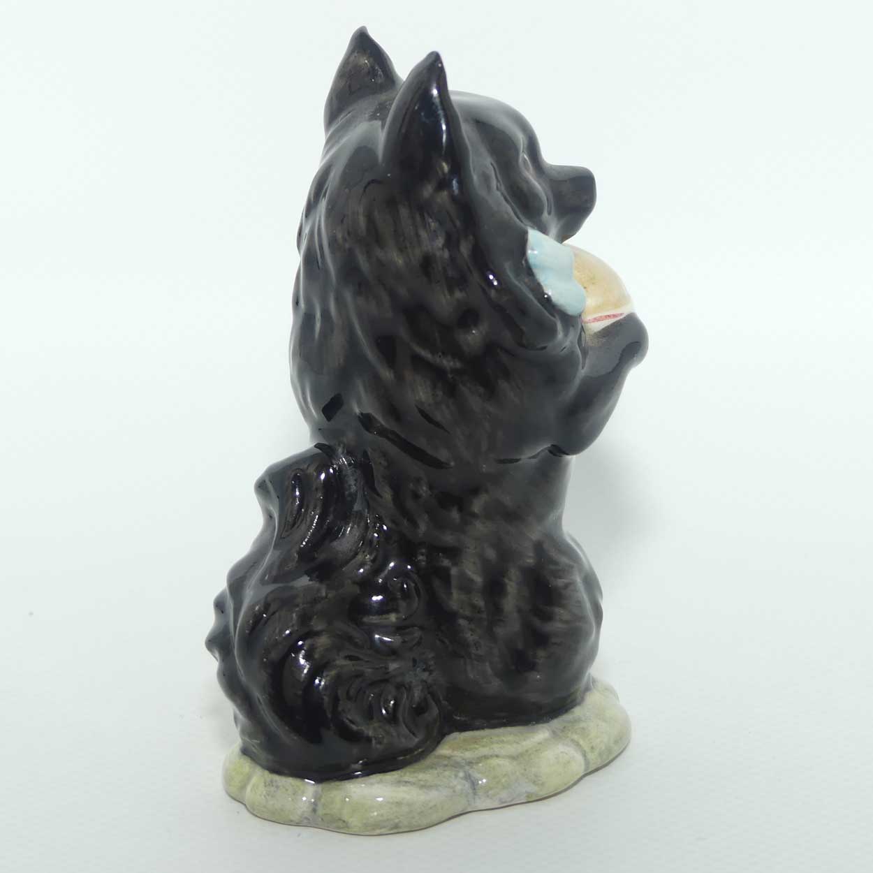 Beswick Beatrix Potter Duchess Holding Pie | BP3b