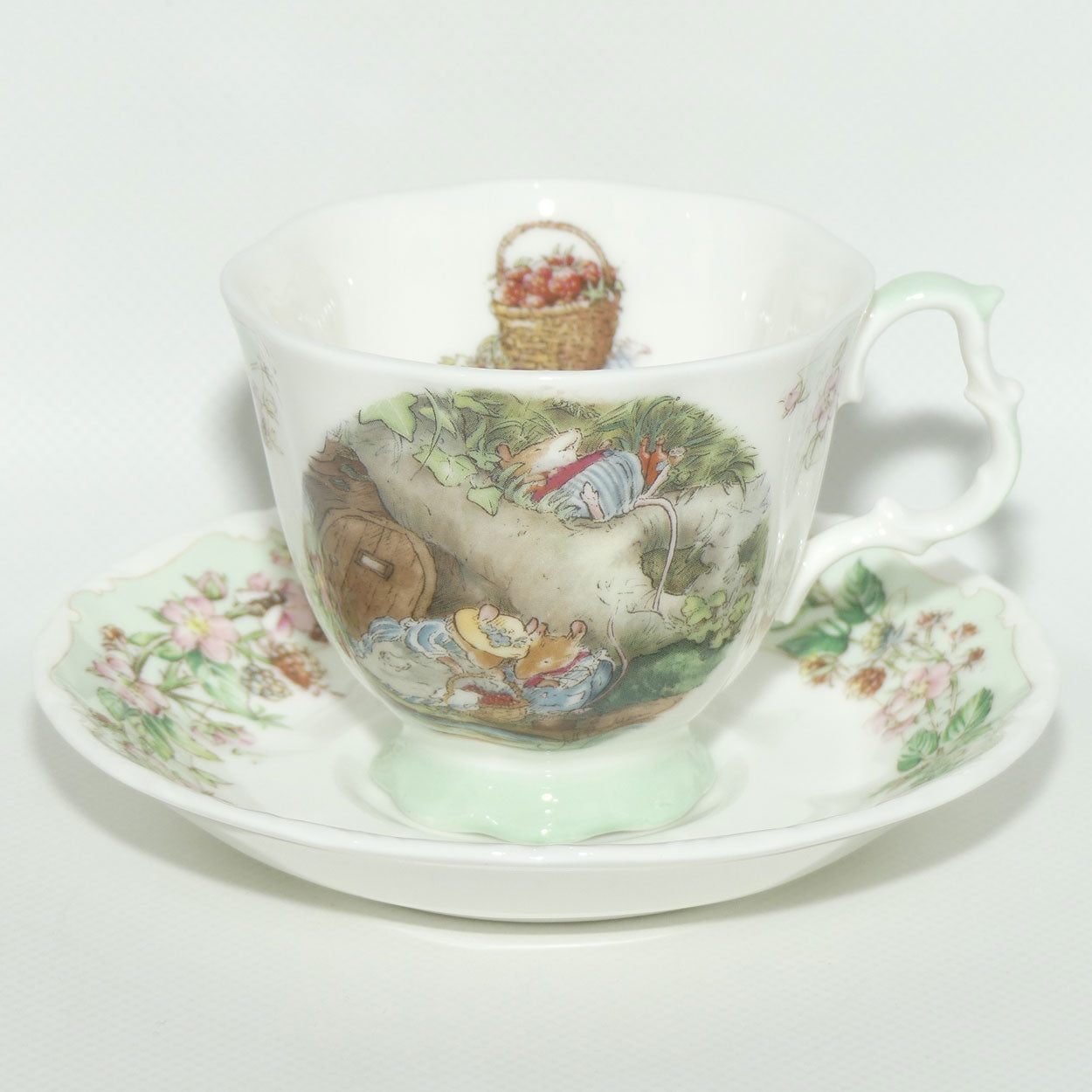 Royal Doulton Brambly Hedge Giftware | Annual Cup and Saucer | 1997 | boxed