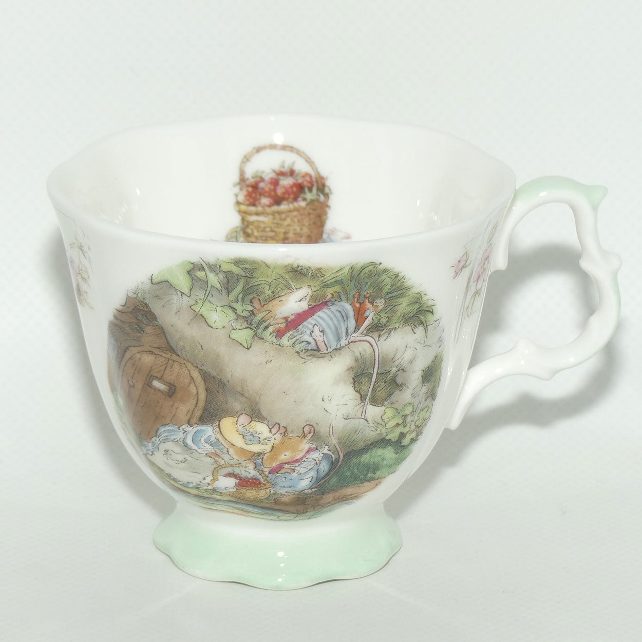 Royal Doulton Brambly Hedge Giftware | Annual Cup and Saucer | 1997 | boxed