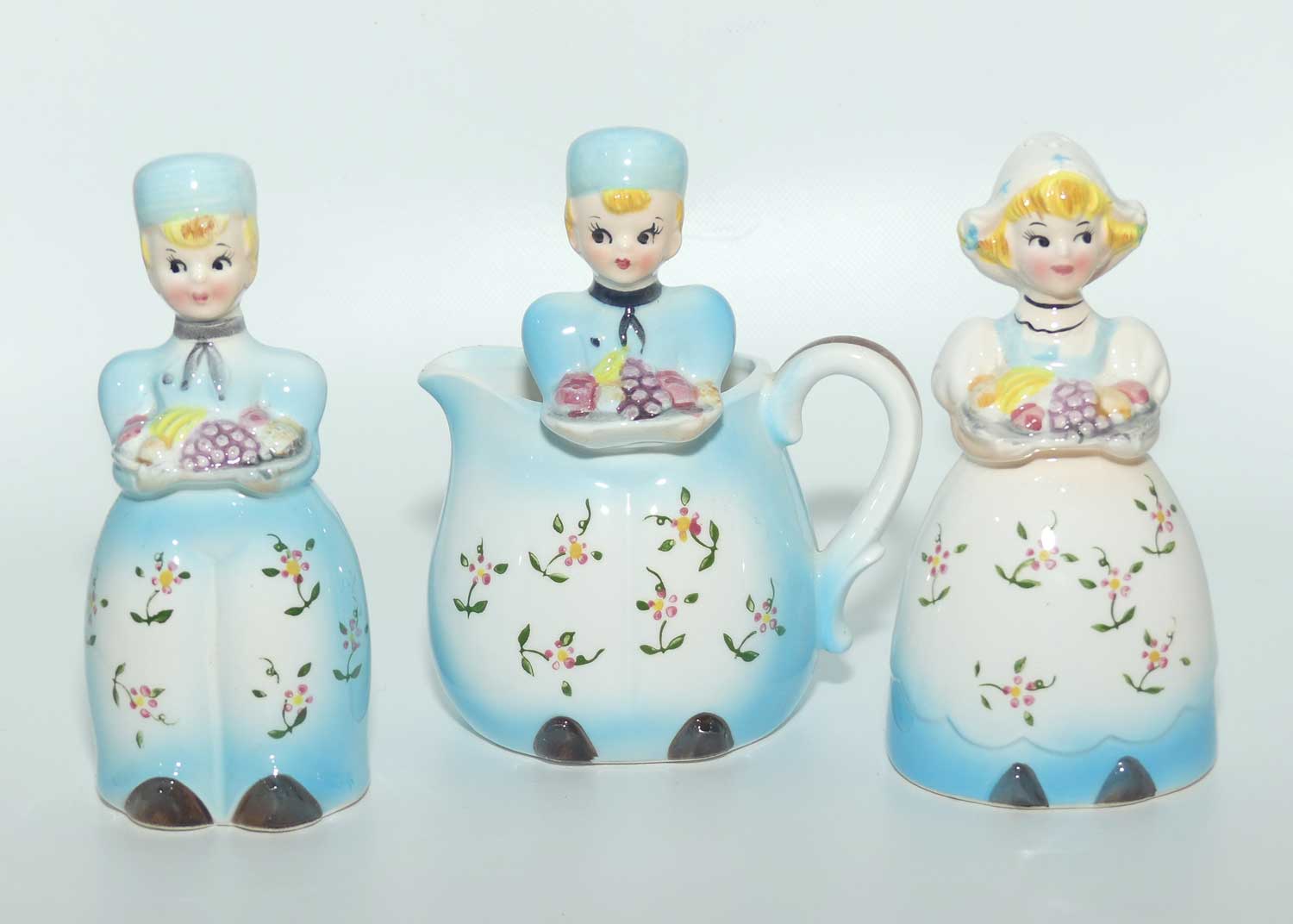 Vintage Retro Kitsch Dutch Boy and Dutch Girl 6 piece cruet set