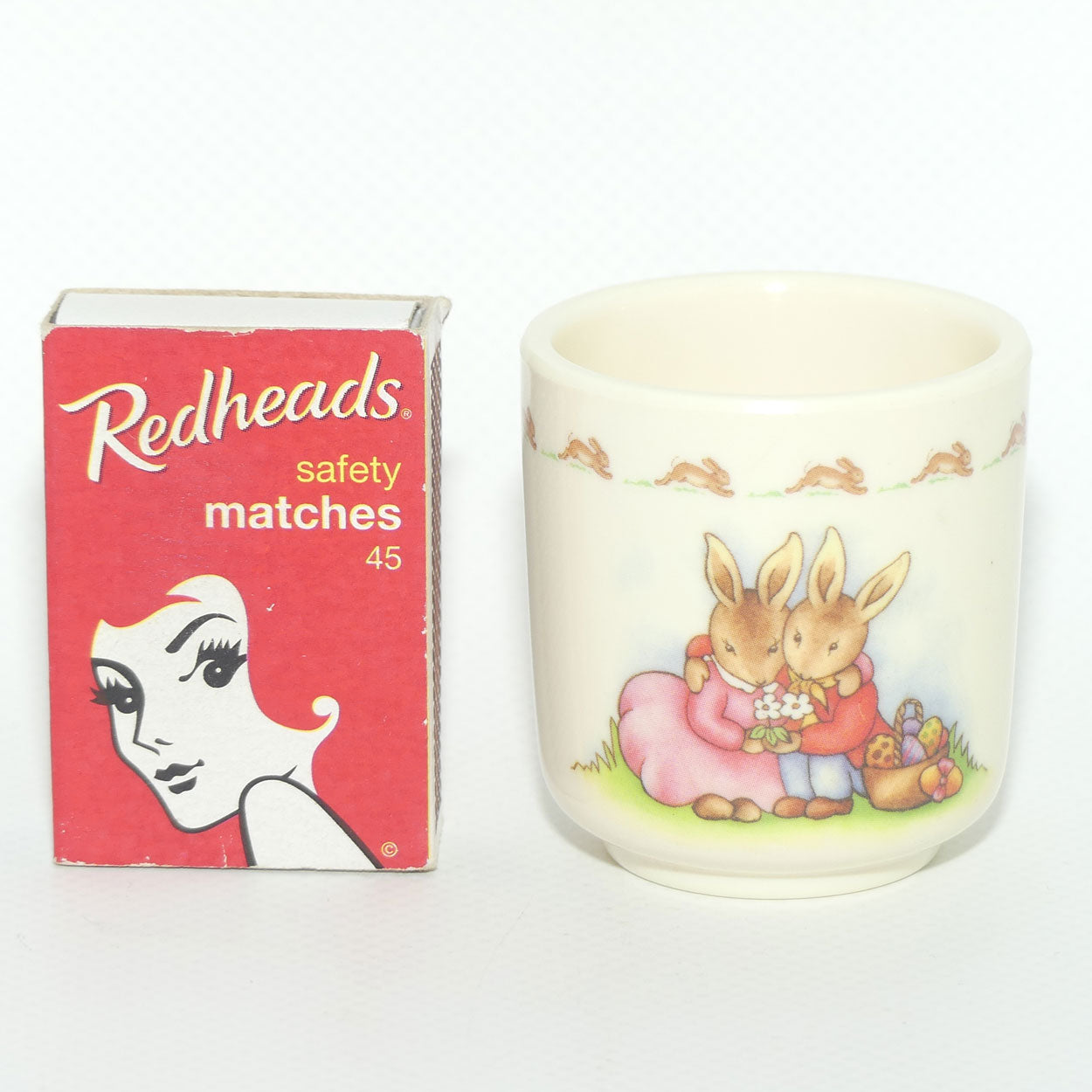 Royal Doulton Bunnykins melamine egg cup | Hugs scene