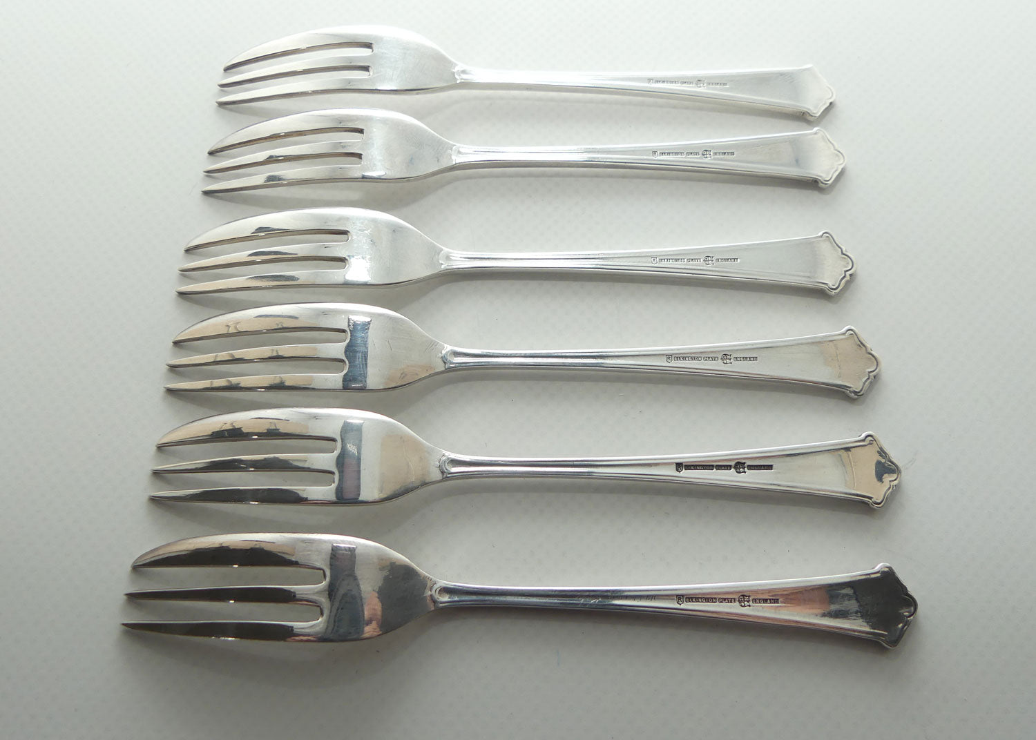 Boxed set of 6 Silver Plated EP Elkington Plate cake forks