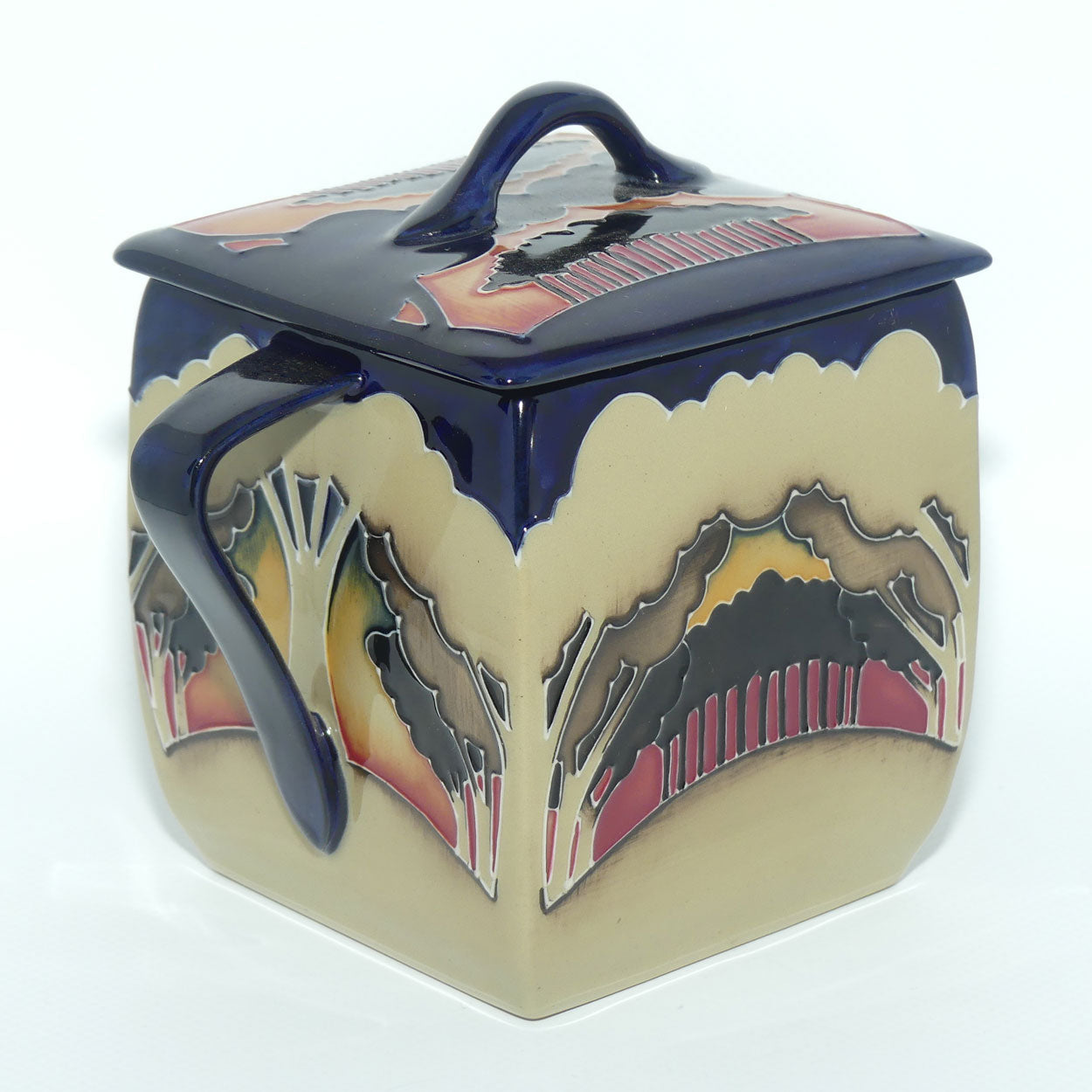 Moorcroft Eventide Winter 243/4 lidded box (Num Ed)