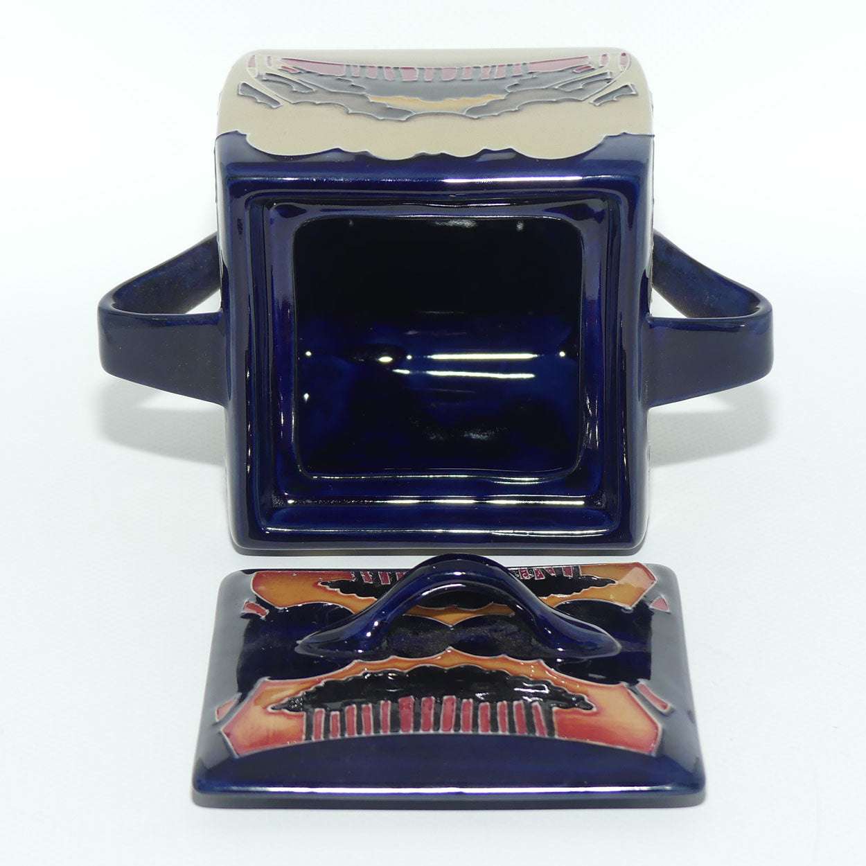 Moorcroft Eventide Winter 243/4 lidded box (Num Ed)