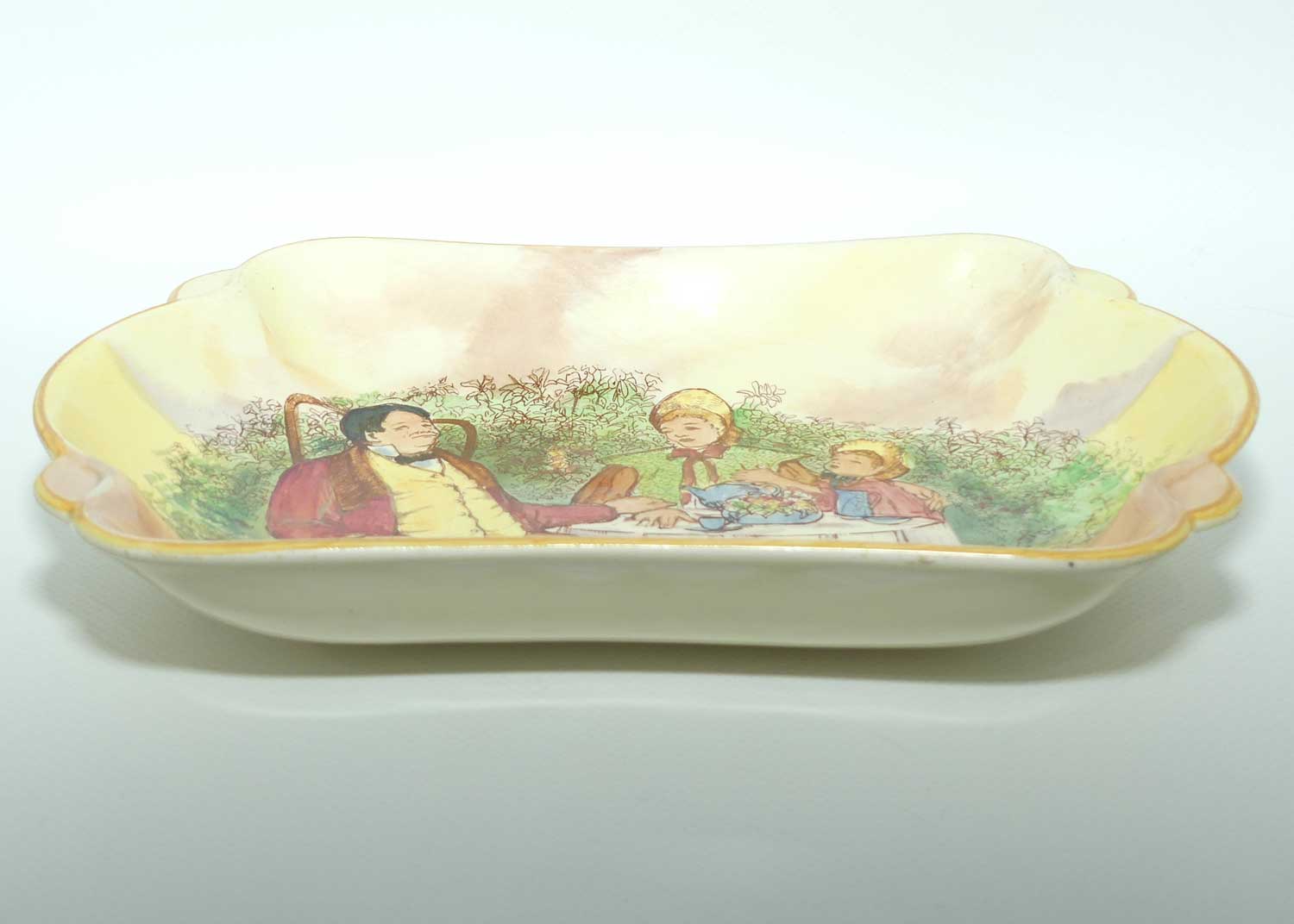 Royal Doulton A Hundred Years Ago pattern fancy rectangular bowl D5499