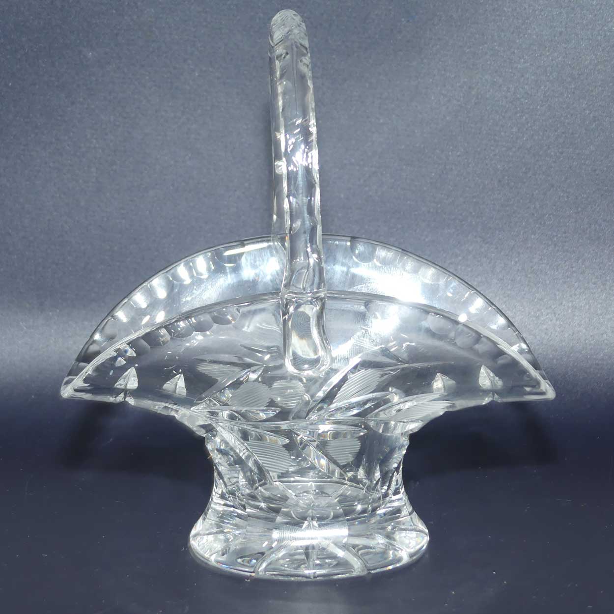 Bohemian Crystal basket | Fancy leaf pattern and facetted handle and rim