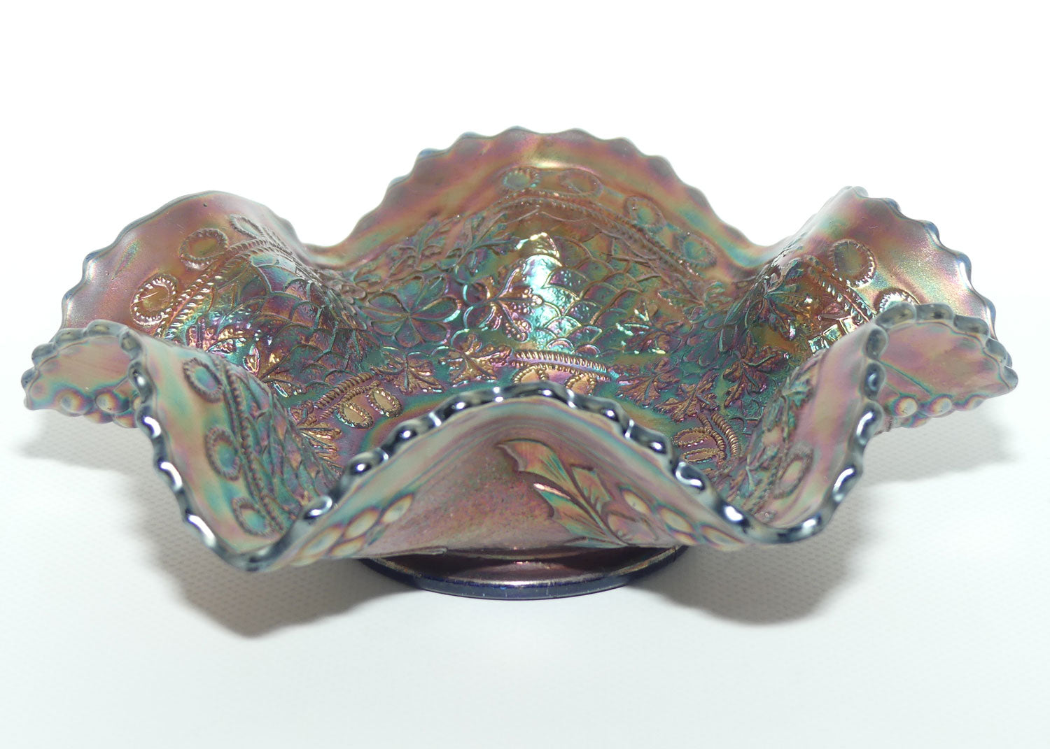 Fenton Carnival Glass bowl | Leaf Chain pattern | Amethyst on Blue colour