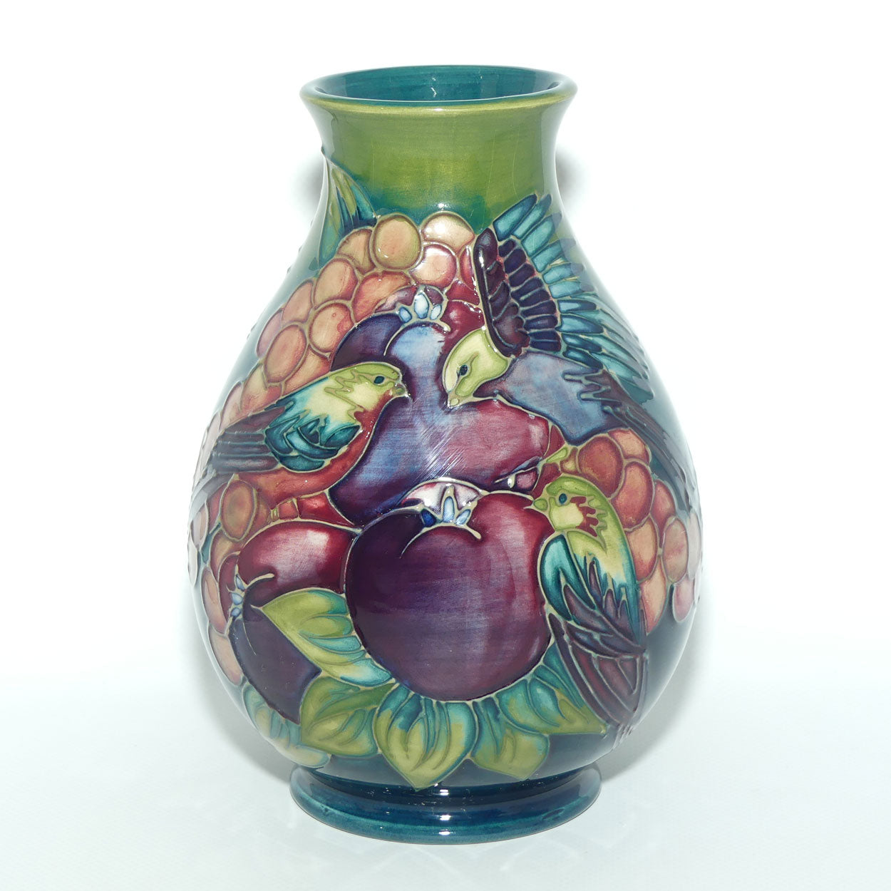 Moorcroft Finches 7/7 vase | Green