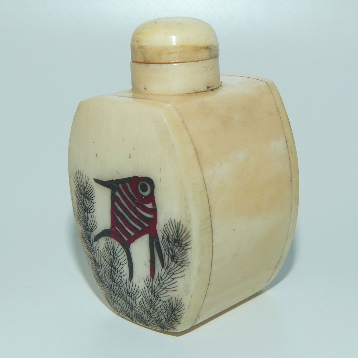 Hand Painted and Engraved decorated Bone and Horn Snuff Bottle