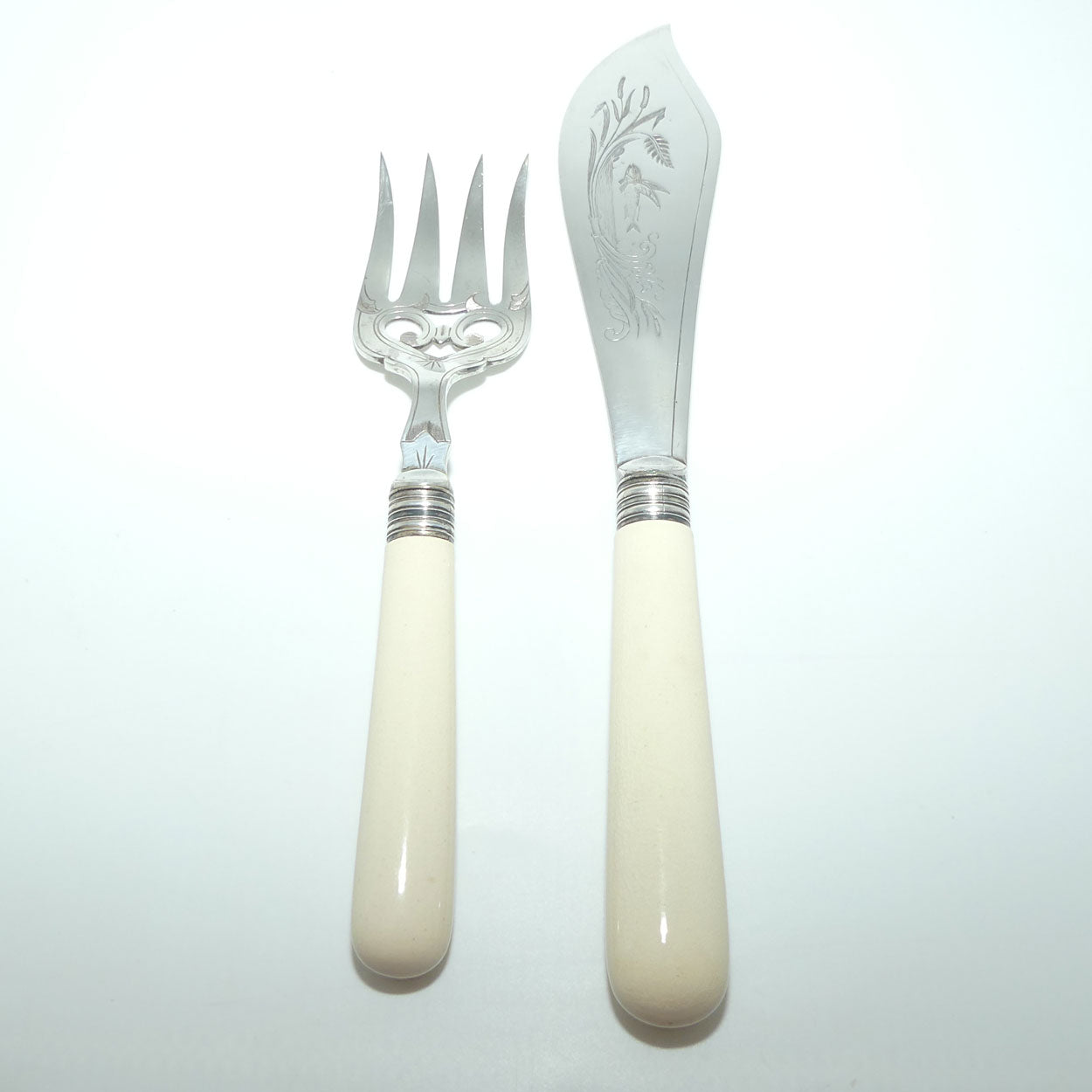 Pair of Silver Plated Porcelain handled Fish Servers