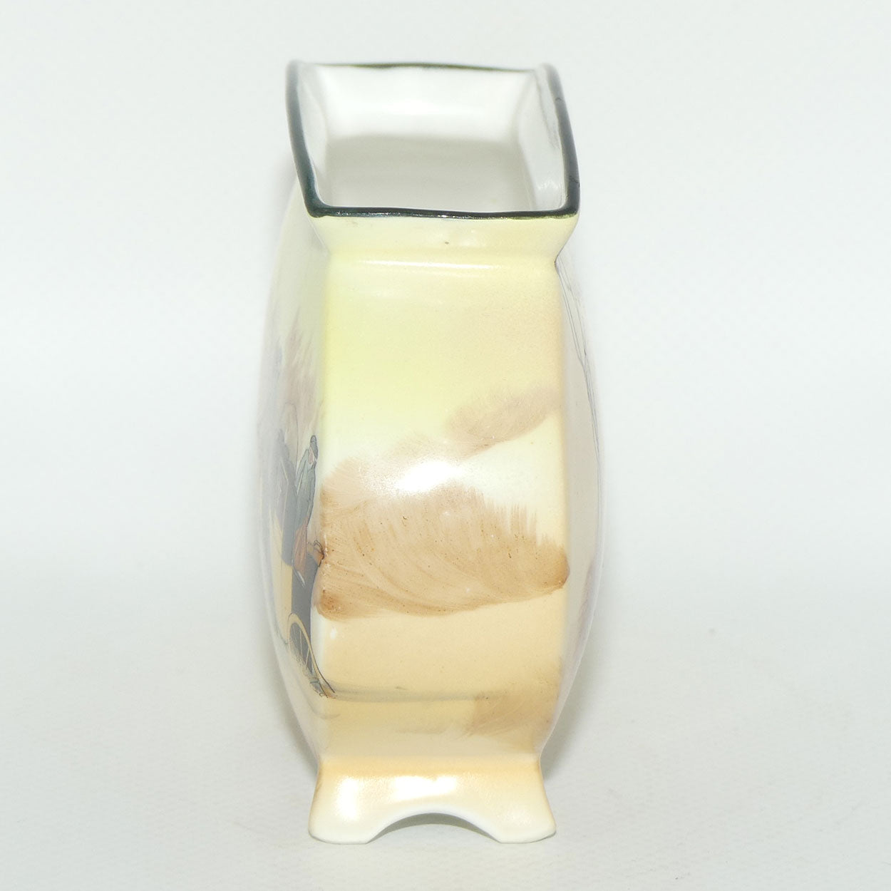 Royal Doulton Coaching Days flat oval vase E3804 | Struggling in Snow