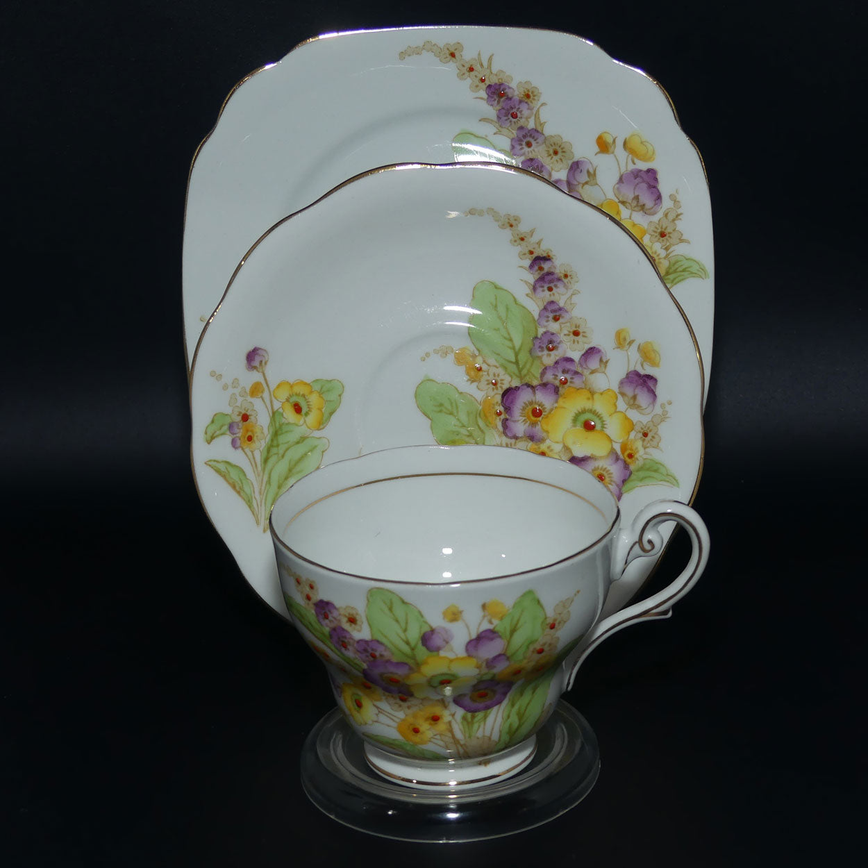 Royal Standard Floral trio | Pattern 809 | Hand Enamelled detail