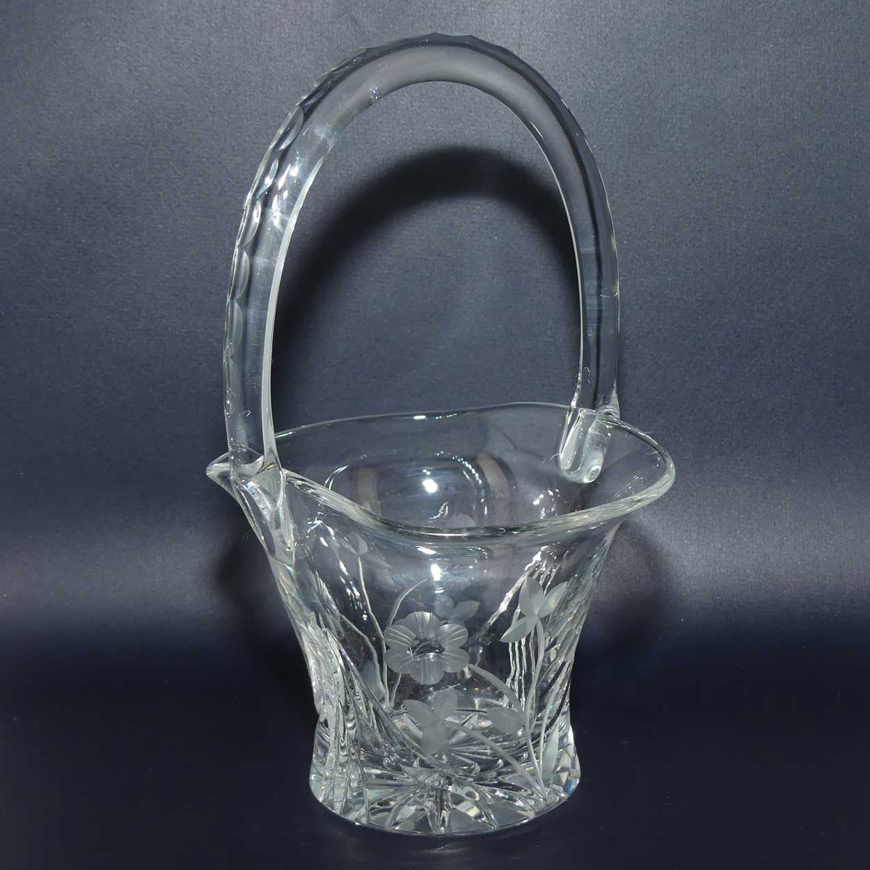 Bohemian Crystal loop handle basket | Cut Floral pattern