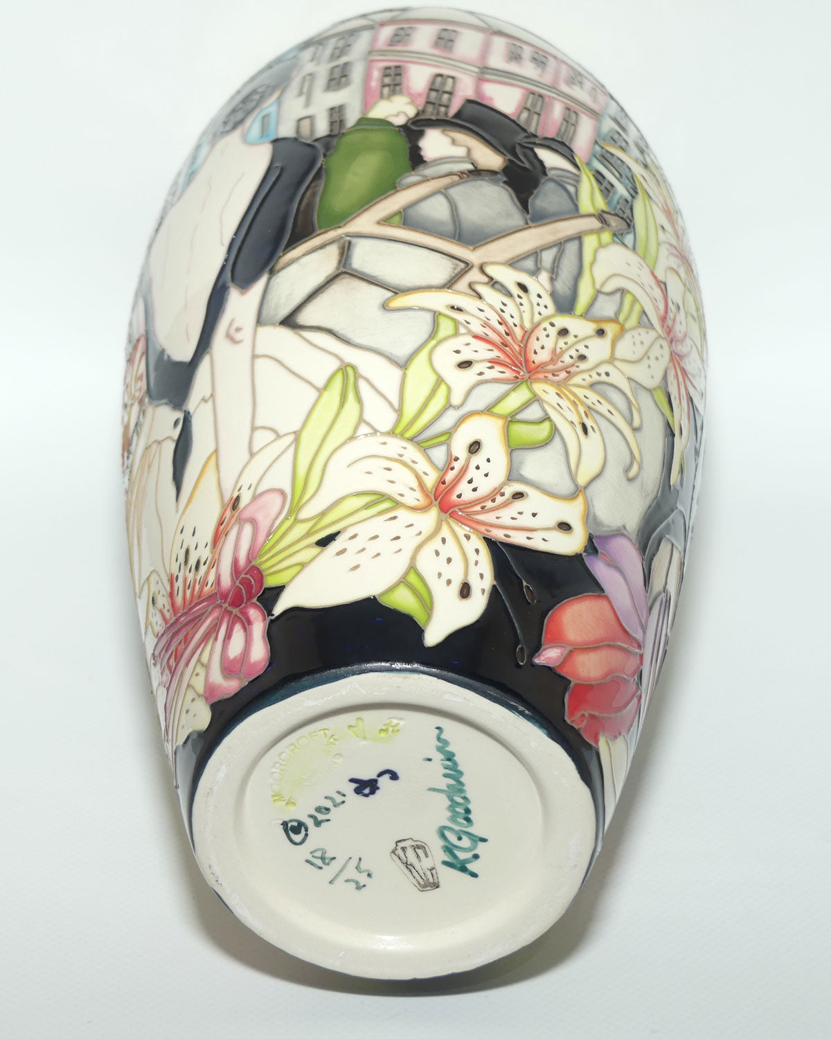 Moorcroft The Flower Seller vase | Shape 101/12 | LE 18/25