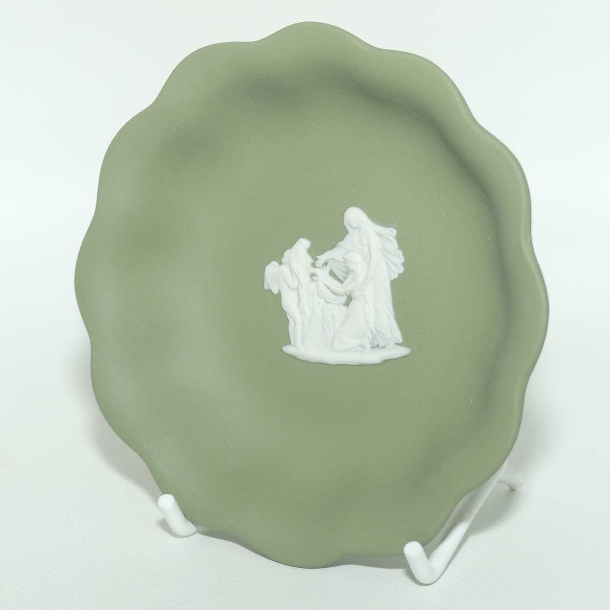 Wedgwood Jasper | White on Sage Green | Fluted edge Maidens shallow tray