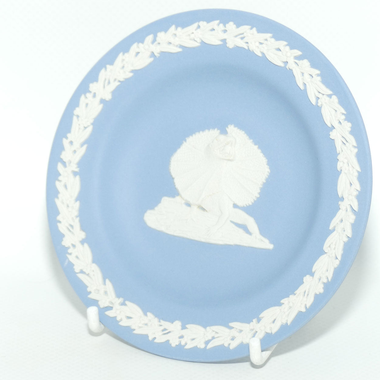 Wedgwood Jasper | Australian Fauna | White on Pale Blue | Frilled Neck Lizard Plate | Box + Cert