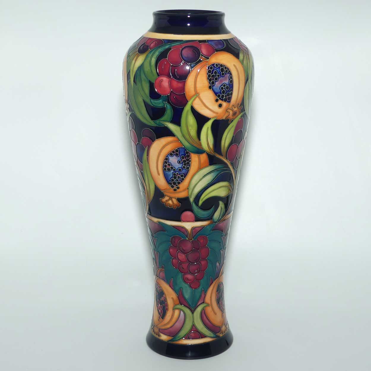 Moorcroft Garnet Apple vase | Shape 112/14 | Ltd Ed 66/100
