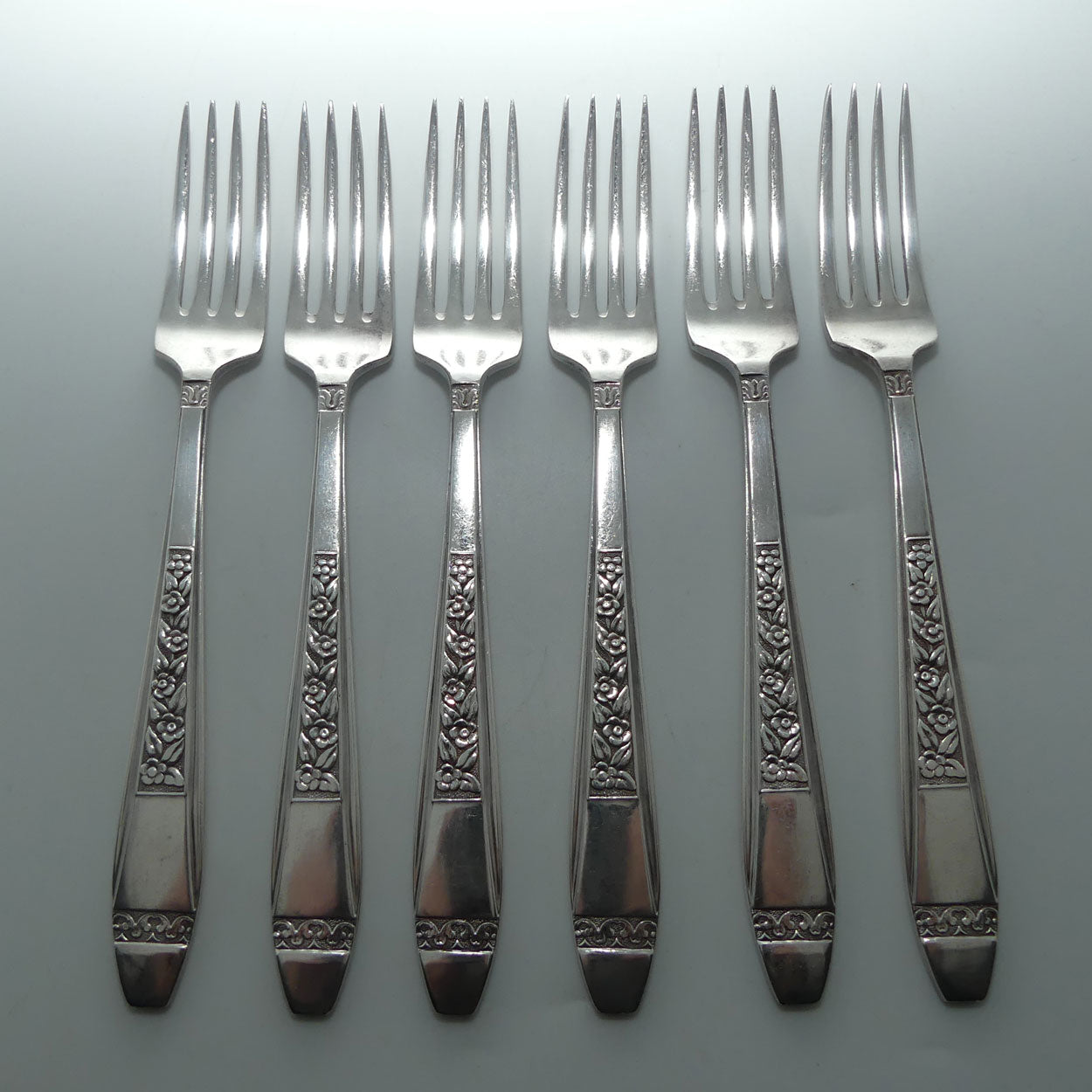 Geo Ellis Sheffield EPNS silver plated cutlery set for 6 people | 43 pieces