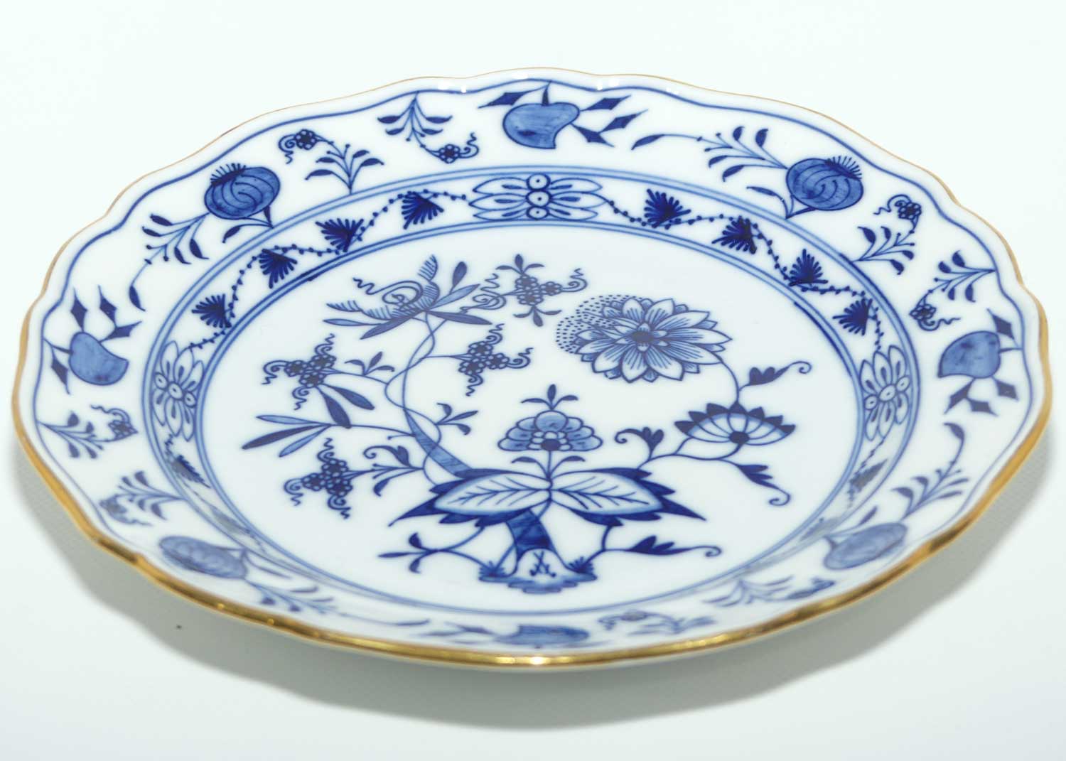 Meissen Blue Onion | Zwiebelmuster Blue Onion plate | Gilt Edge | 17cms diam