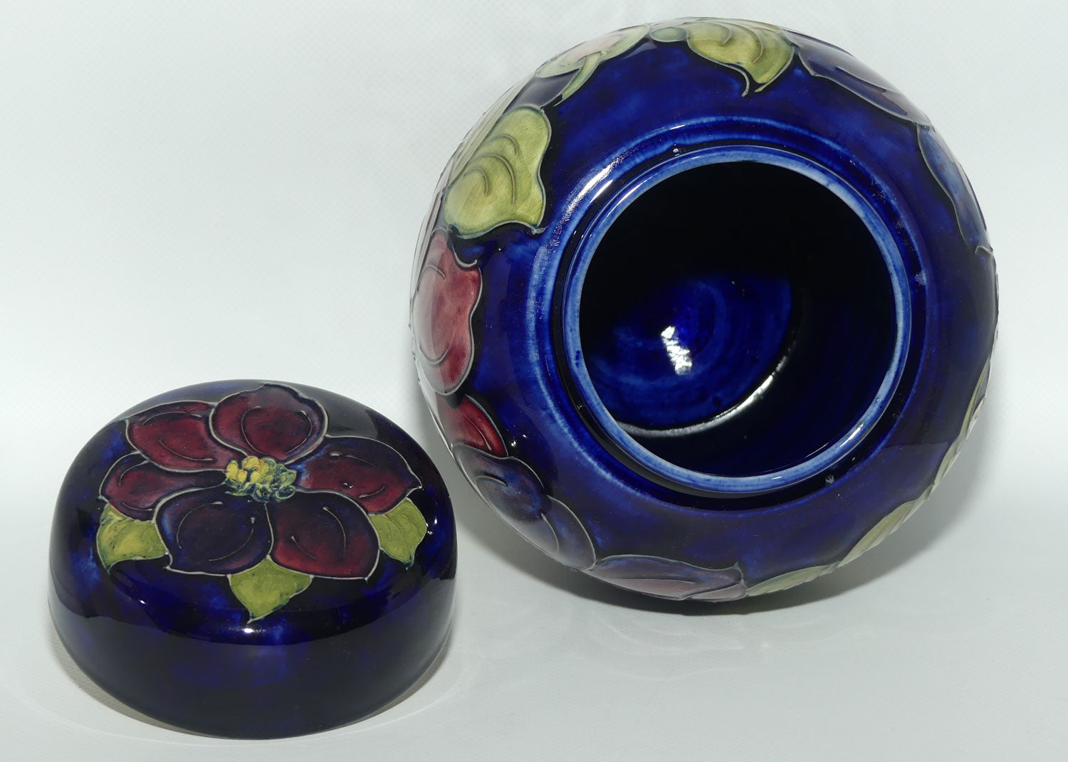 Walter Moorcroft Clematis (Blue) large size lidded ginger jar