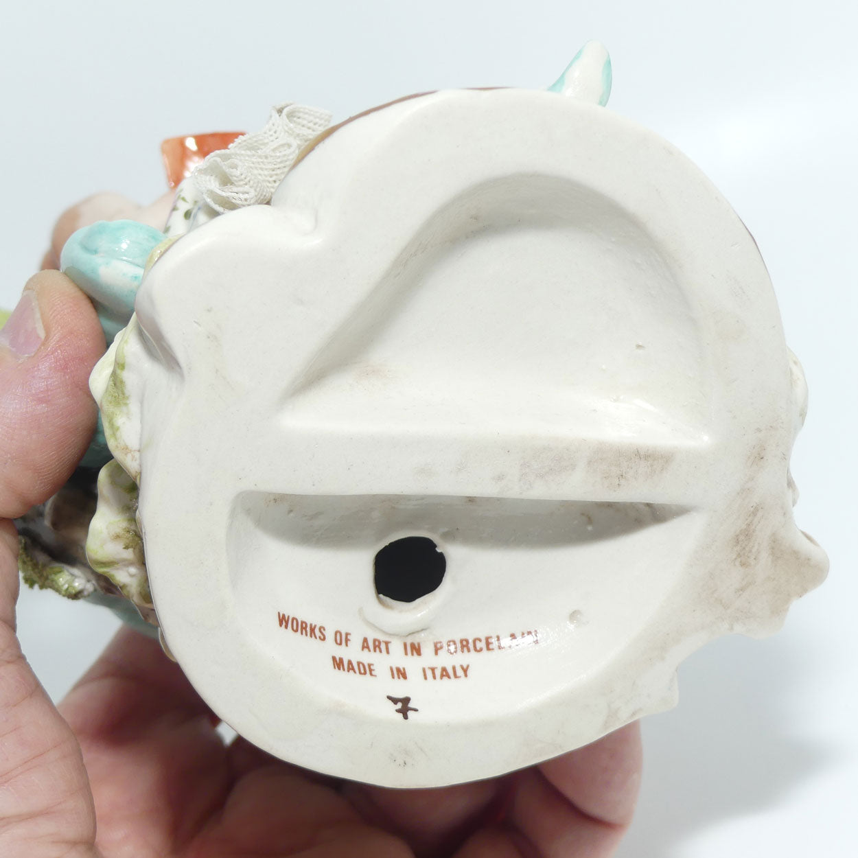 Capodimonte figure | signed D Bellaire | Lady Reading Book