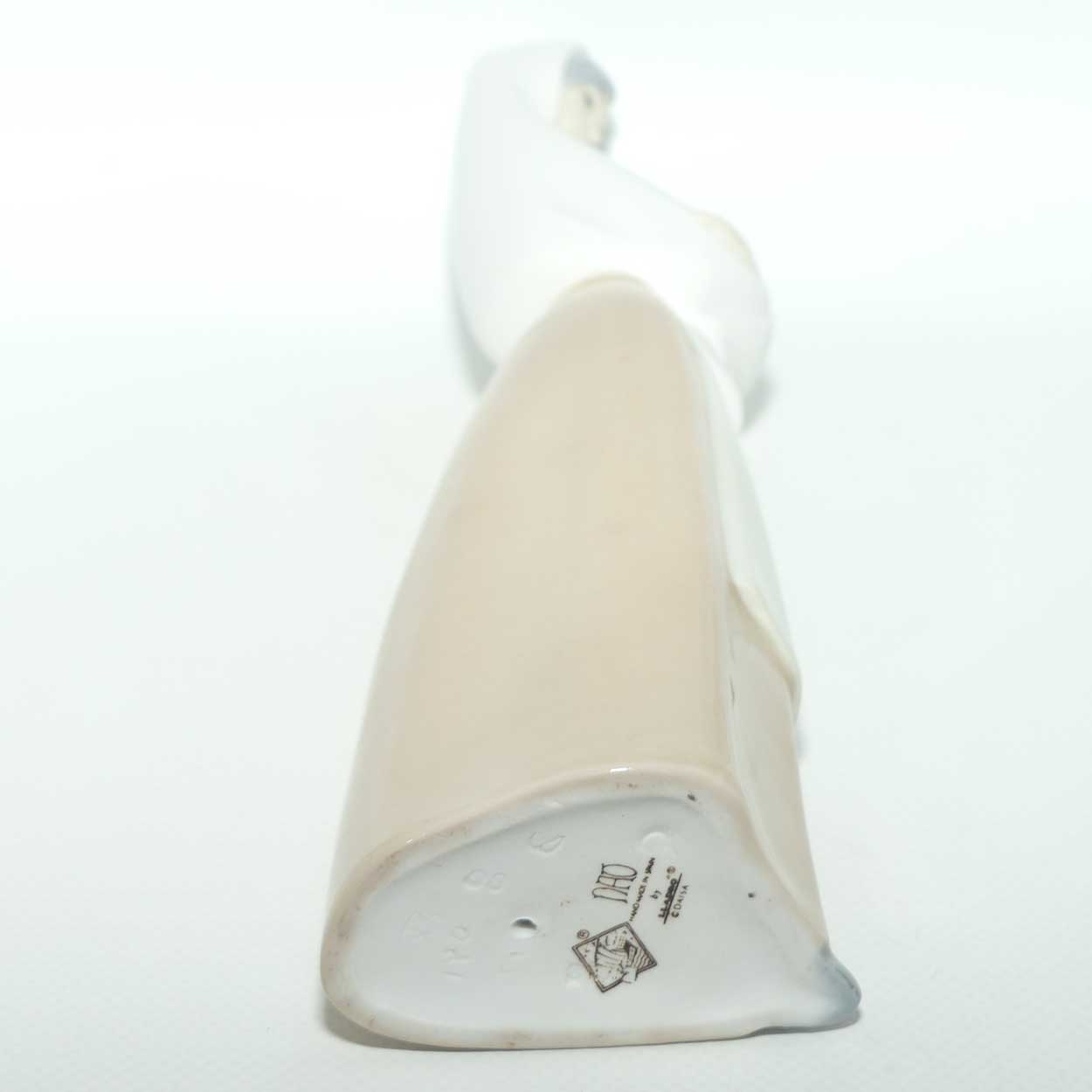 Nao by Lladro figure Girl with Rabbit | #2 | #0003